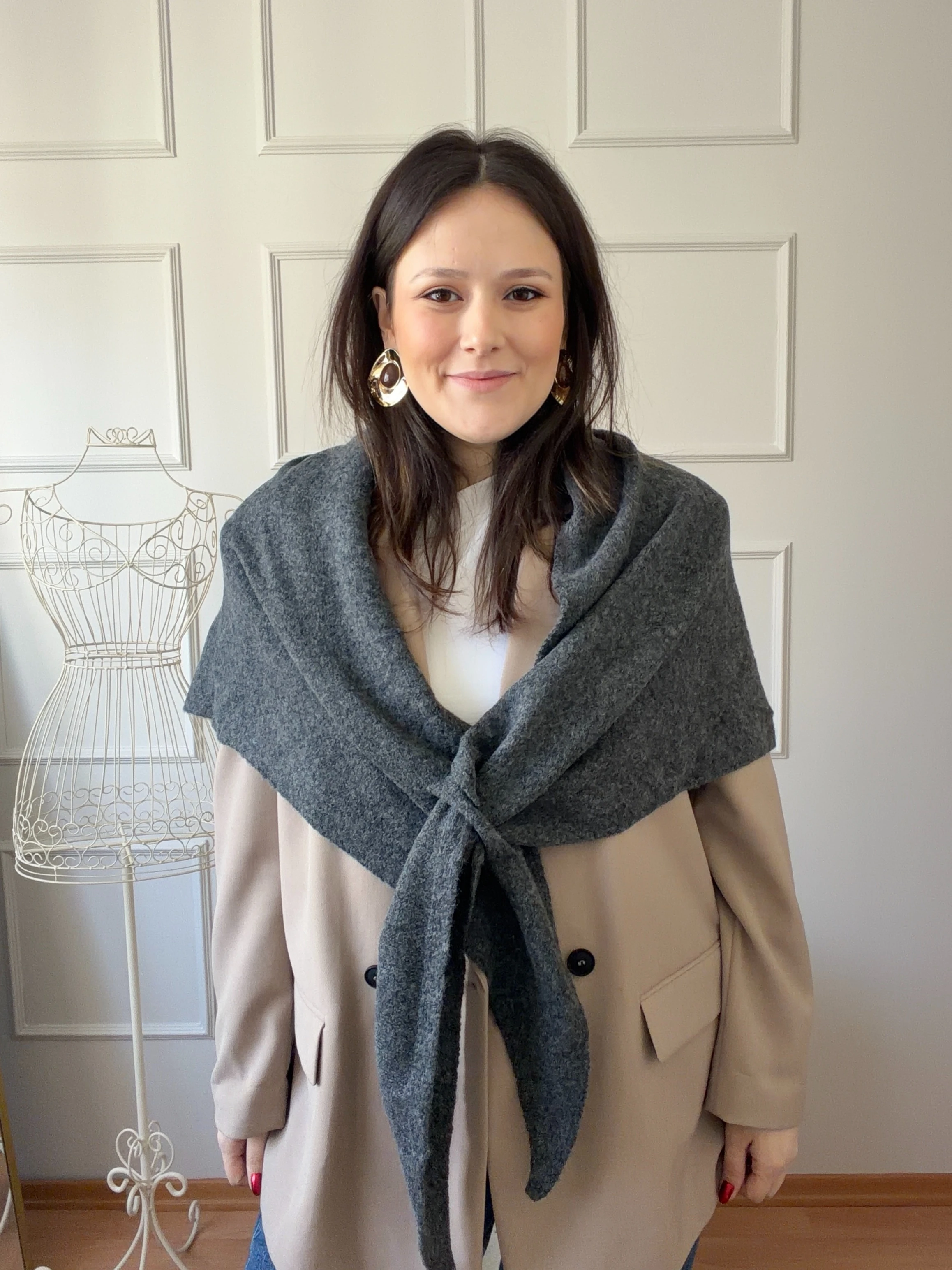 DETAYLI ÜÇGEN ATKI - ANTRASİT