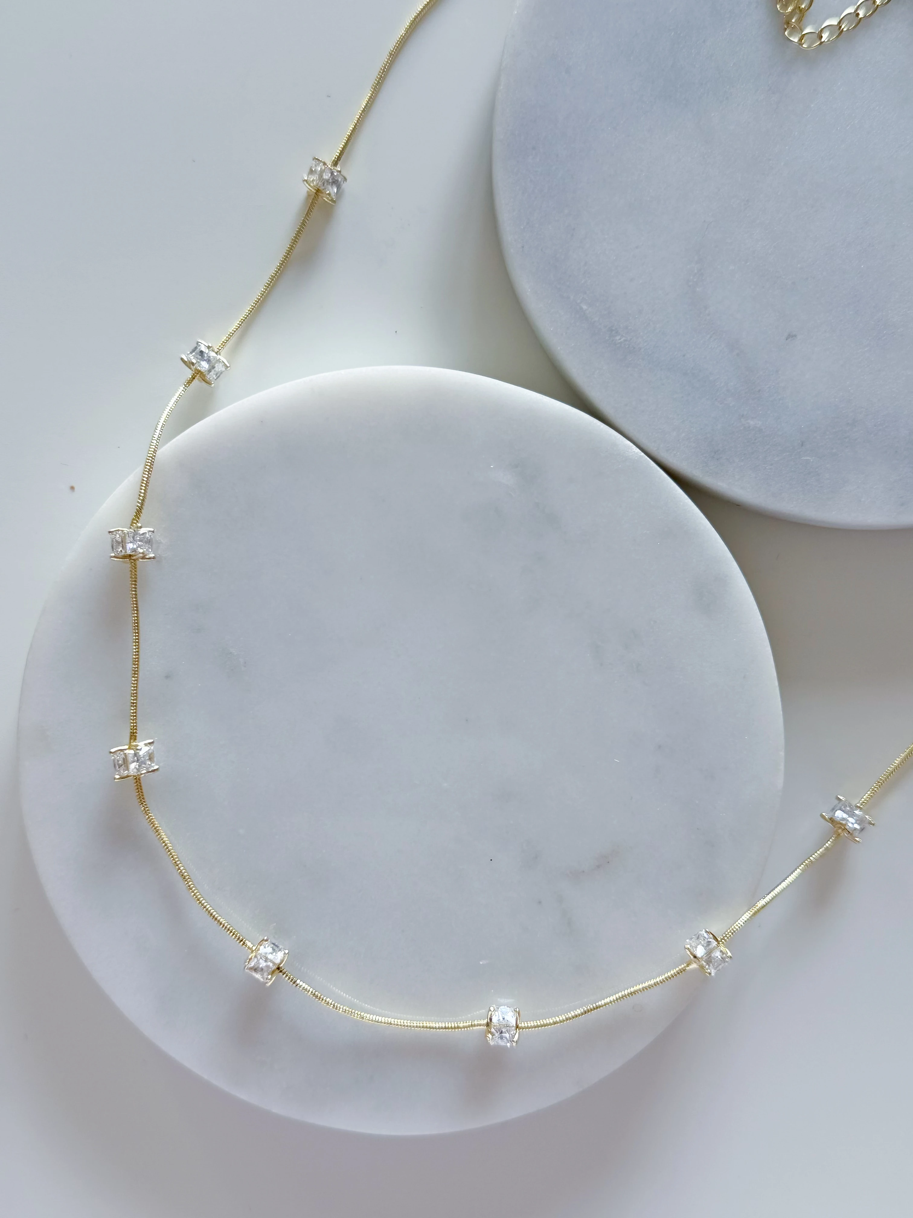 ÖZEL SERİ TEKTAŞ ZİNCİR KOLYE