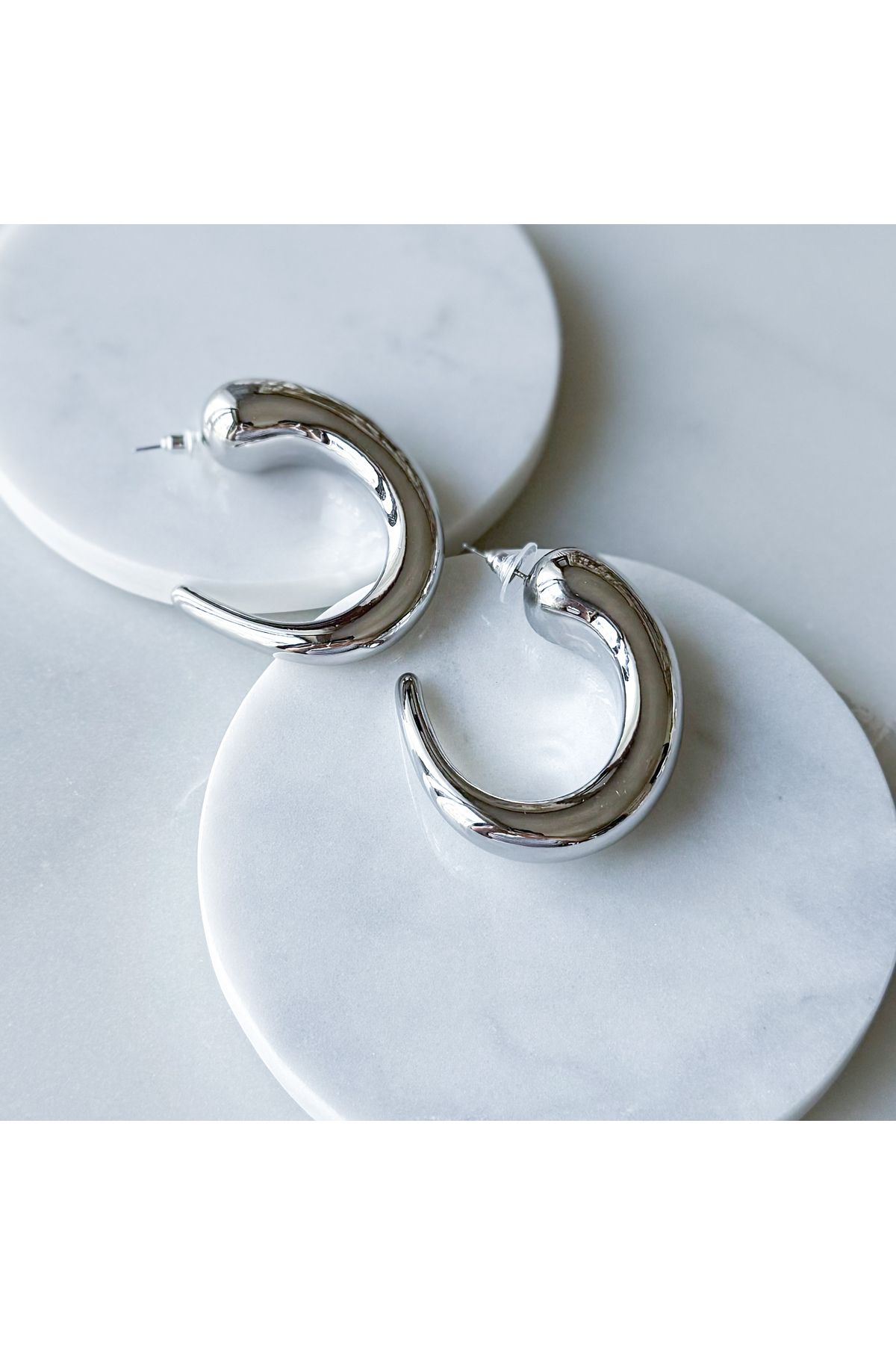 OVAL HALKA KÜPE