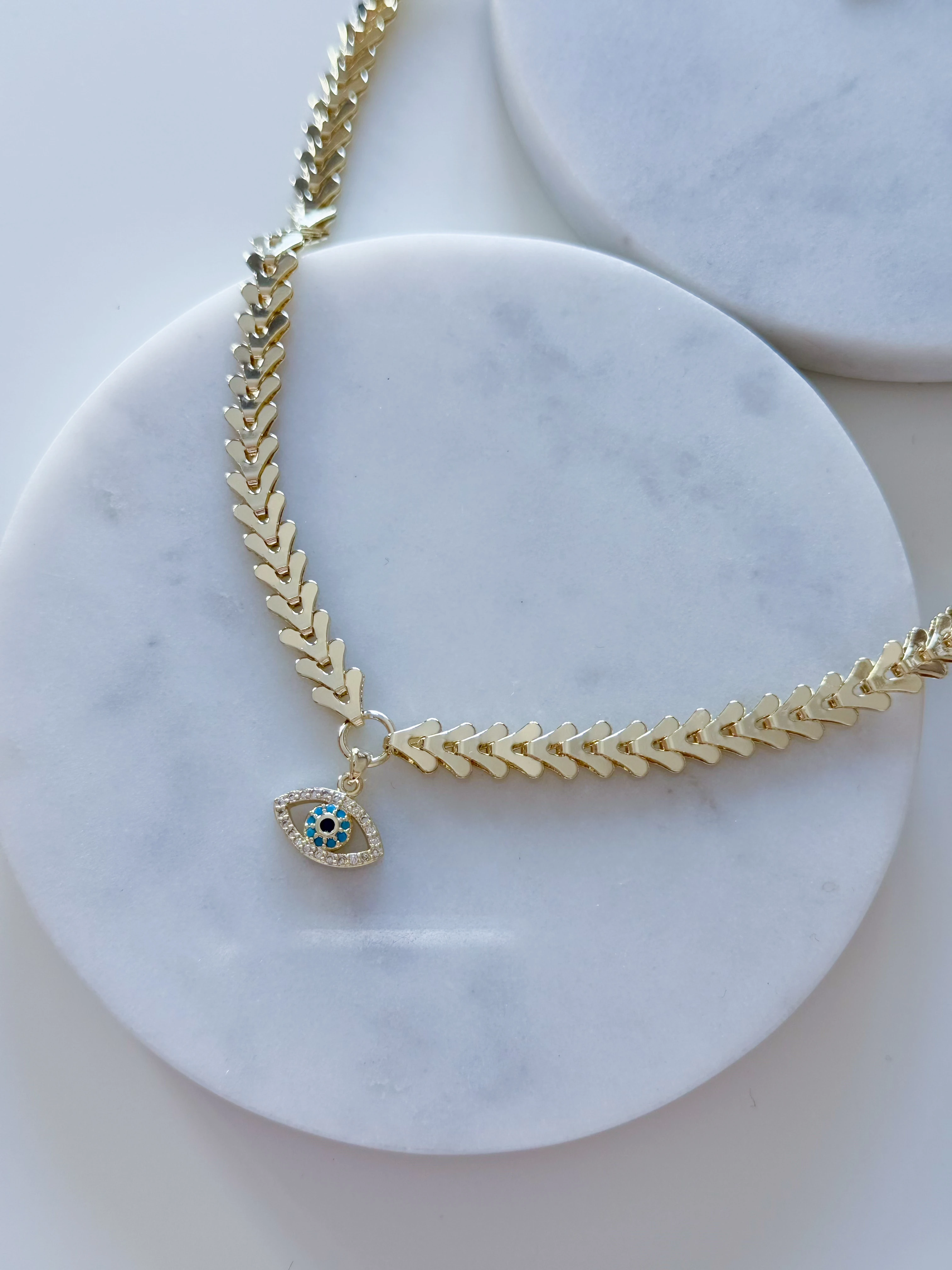 ÖZEL SERİ GÖZ BALIKSIRTI KOLYE