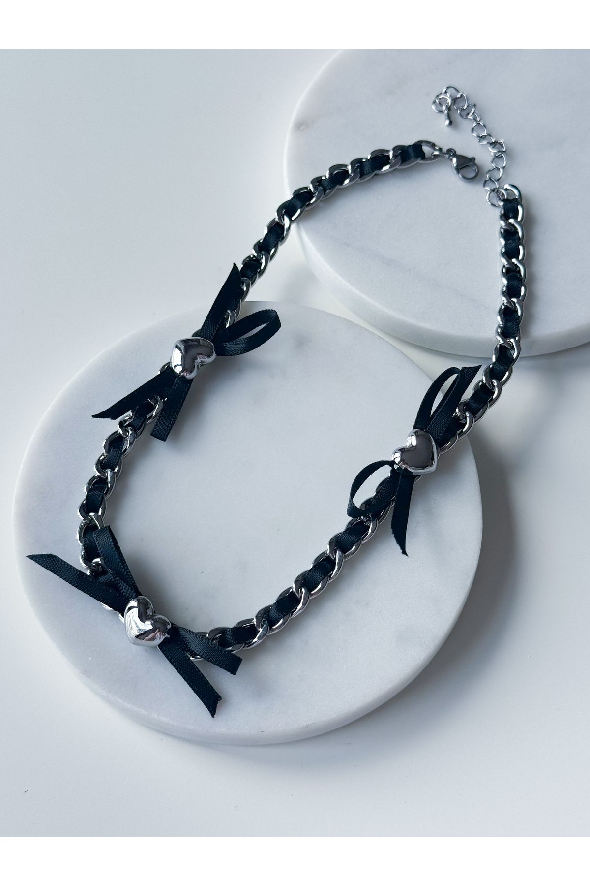 SİYAH KURDELE ZİNCİR CHOKER KOLYE