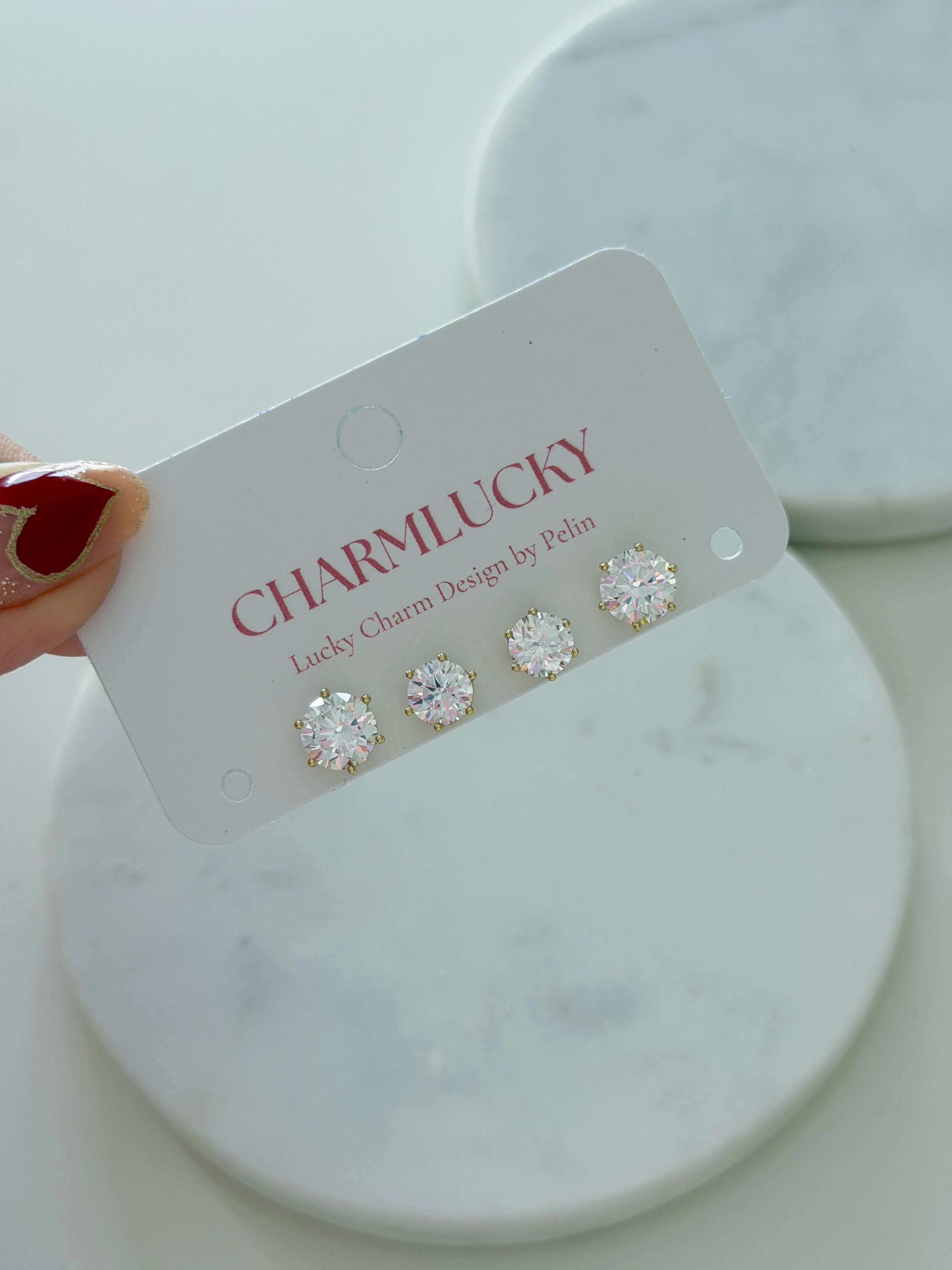 ÖZEL SERİ 4LÜ TEKTAŞ KÜPE SETİ