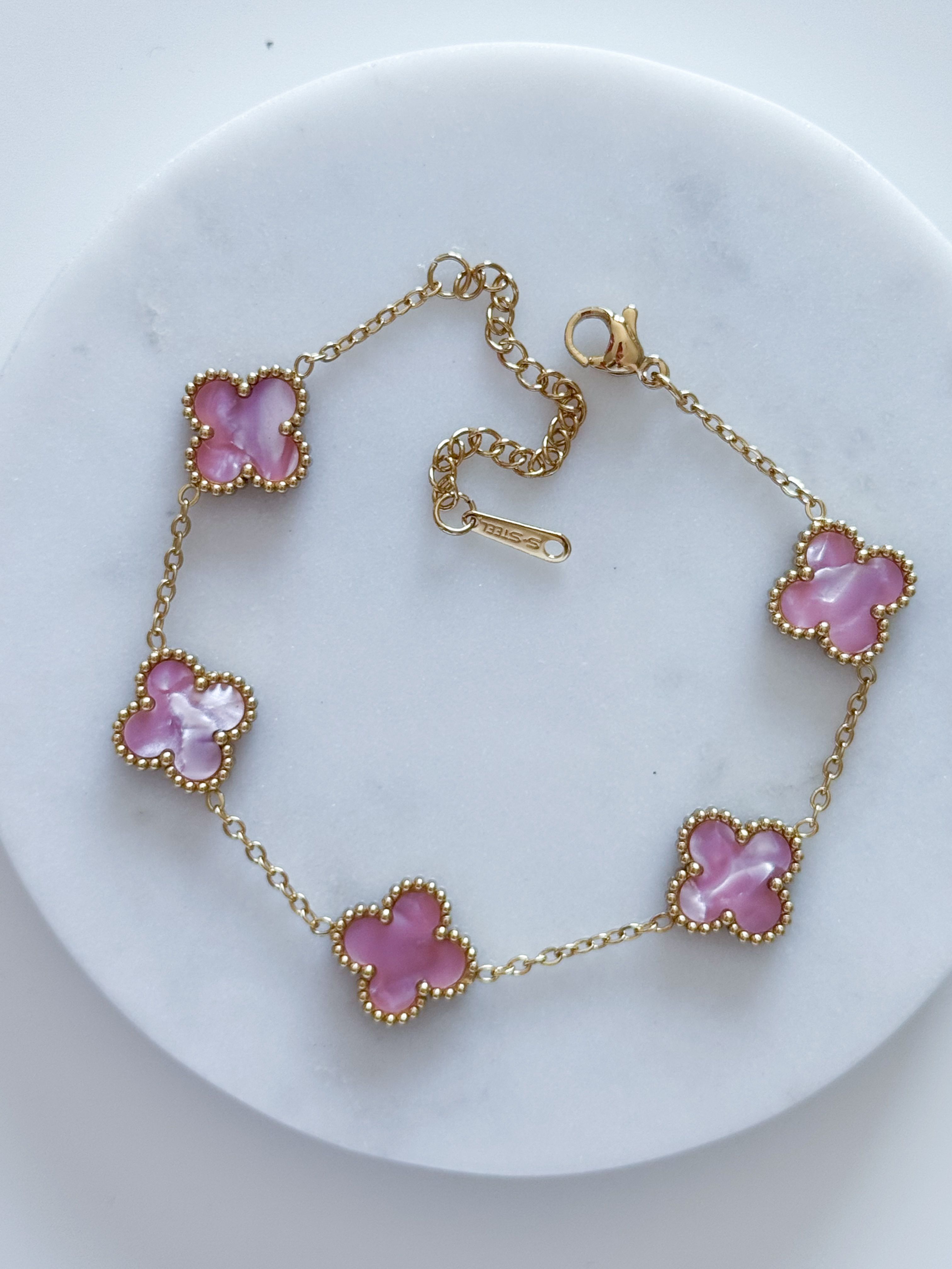 PEMBE PARLAK ÇOKLU YONCA BİLEKLİK - gold