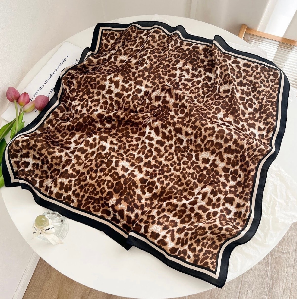 DESENLİ FULAR 70X70