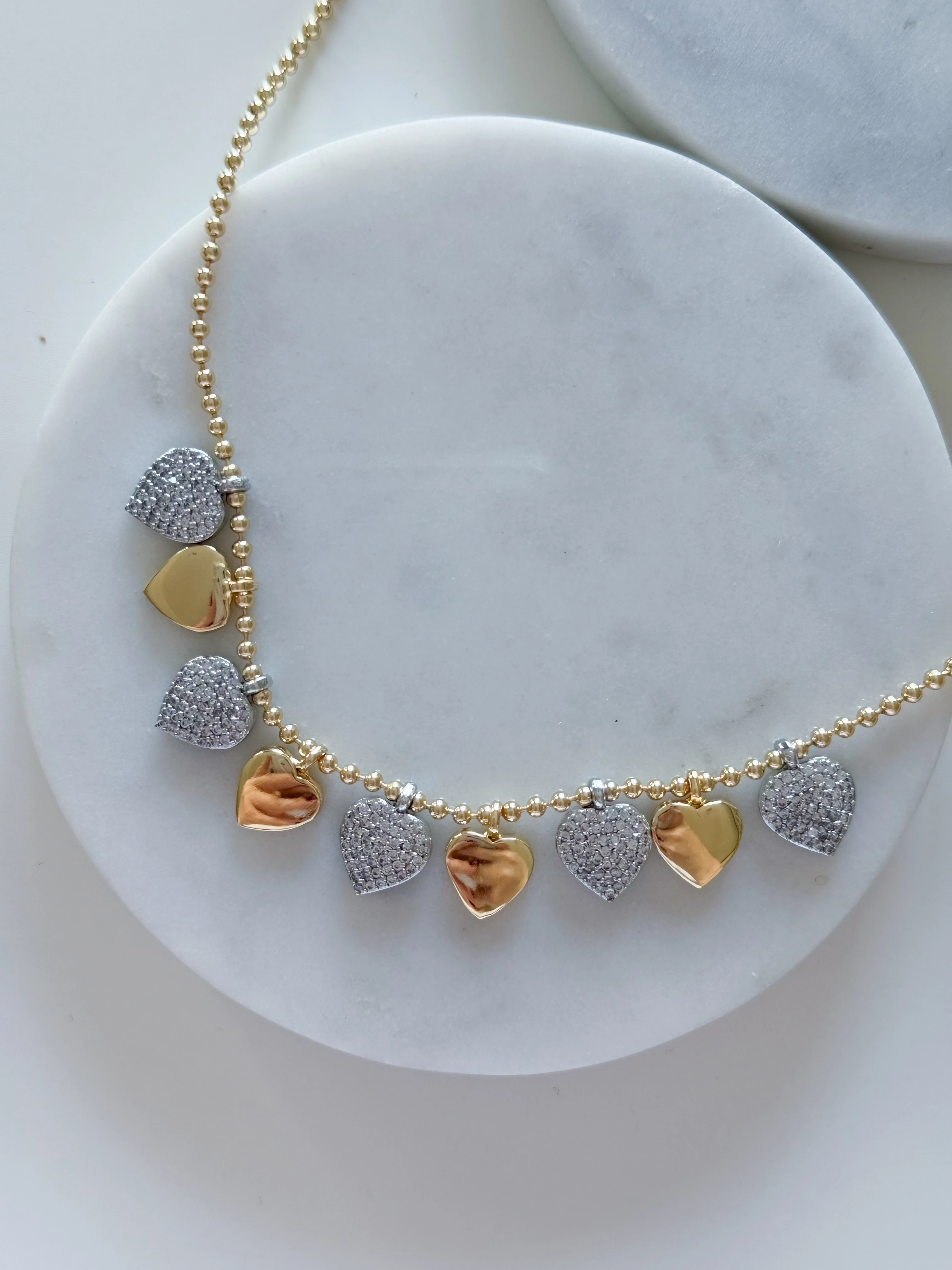 ÖZEL SERİ TAŞLI KALP KALP KOLYE