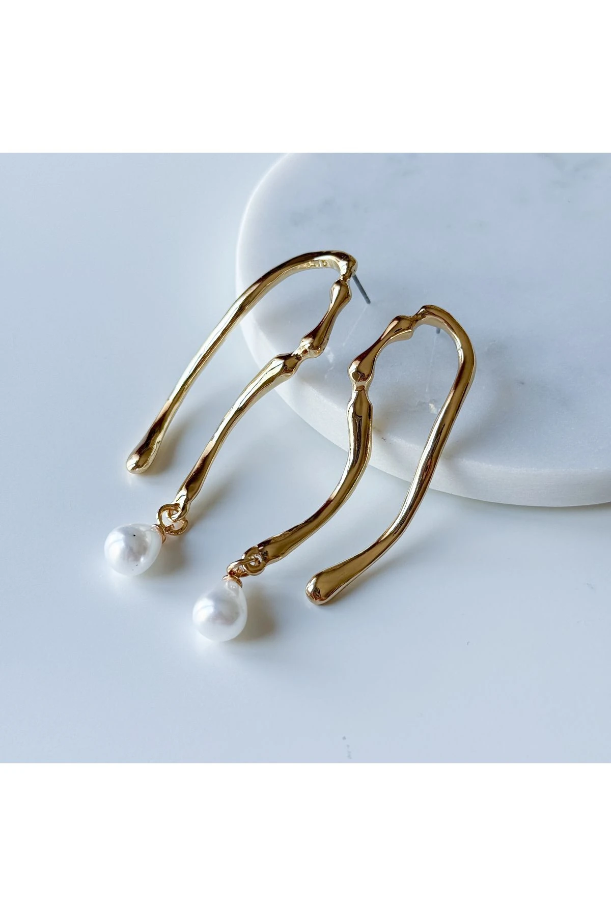 ÇELİK U İNCİ KÜPE