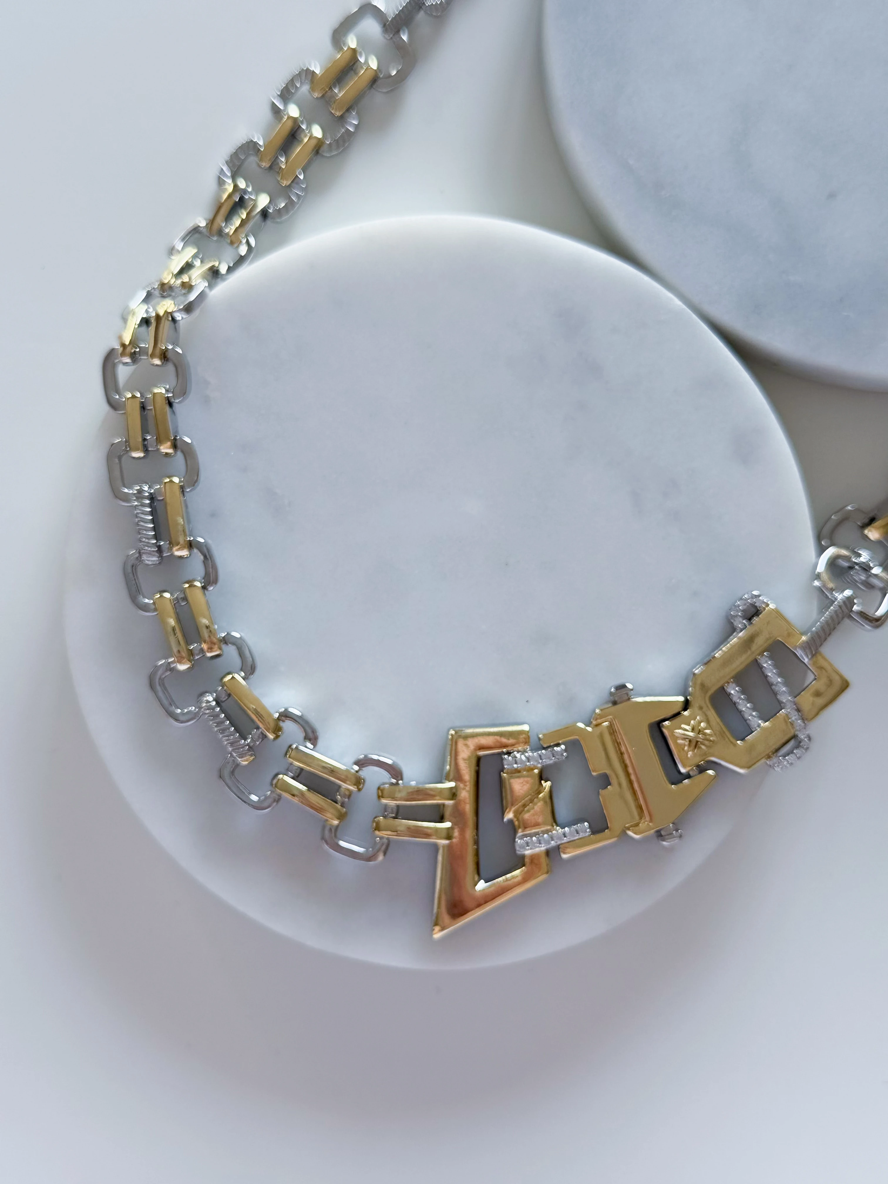 ÖZEL SERİ THA KOLYE