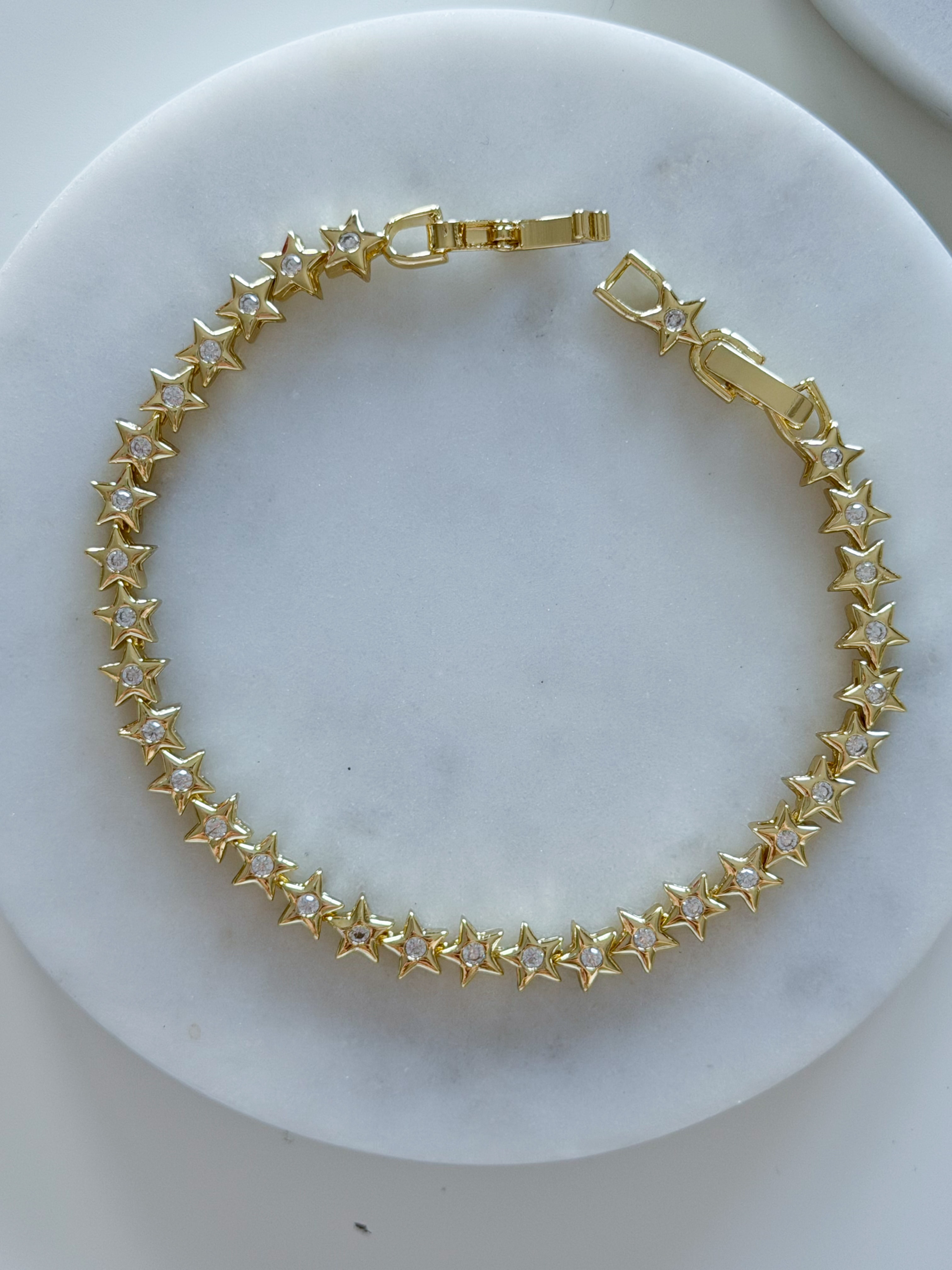 ÖZEL SERİ TAŞLI YILDIZ BİLEKLİK