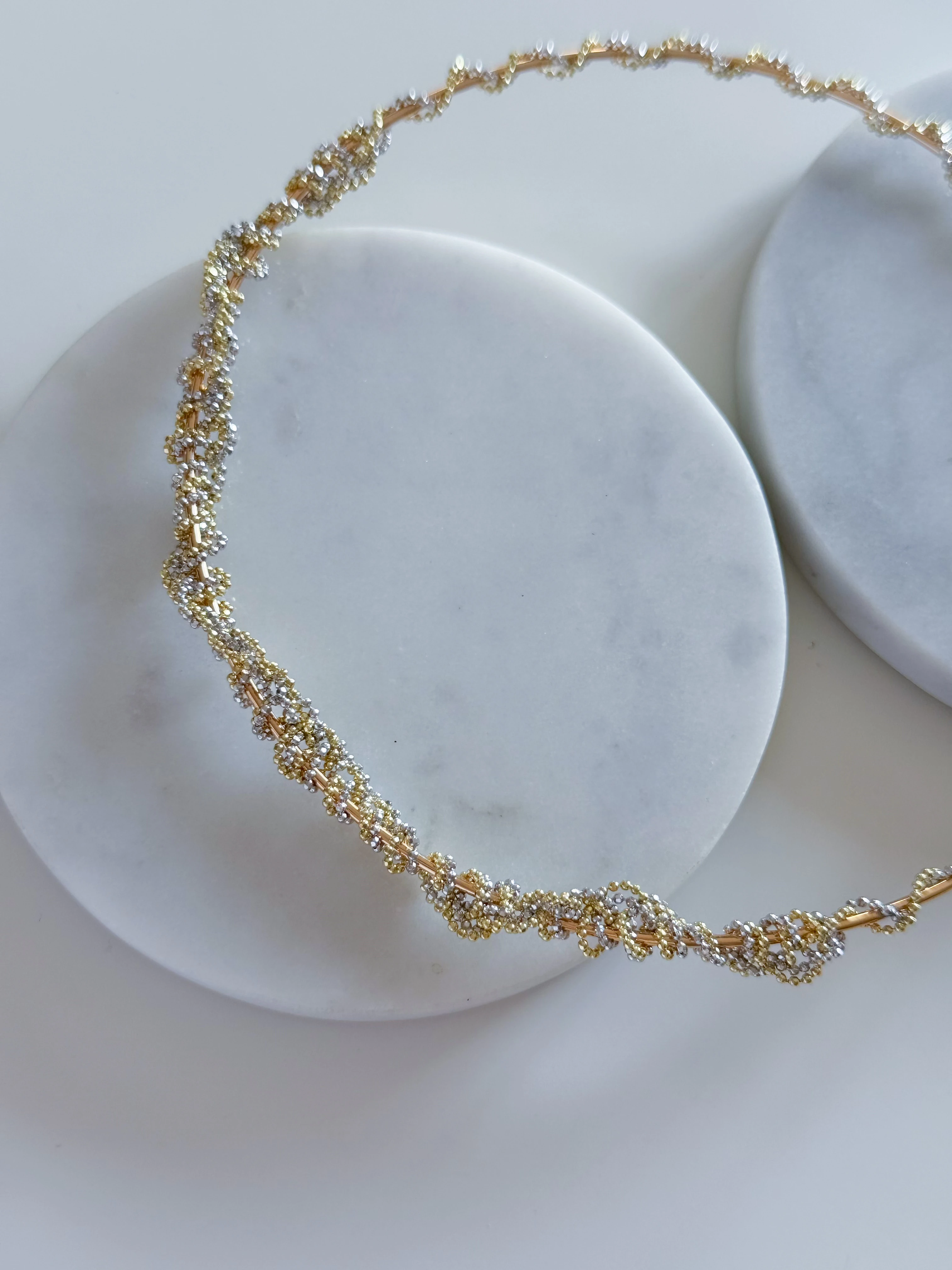 ÖZEL SERİ TEL ÖRME CHOKER KOLYE