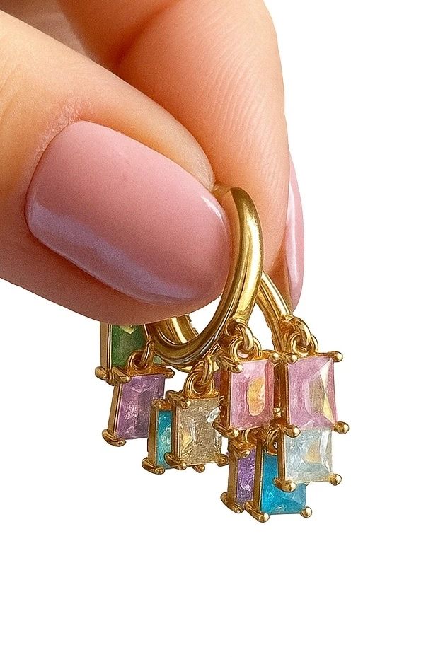 RENKLİ SOFT TAŞLIHALKA KÜPE