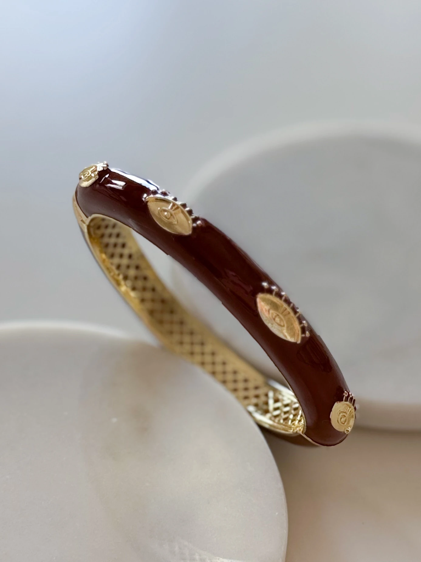 ÇELİK MİNELİ GÖZ BİLEZİK - bordo