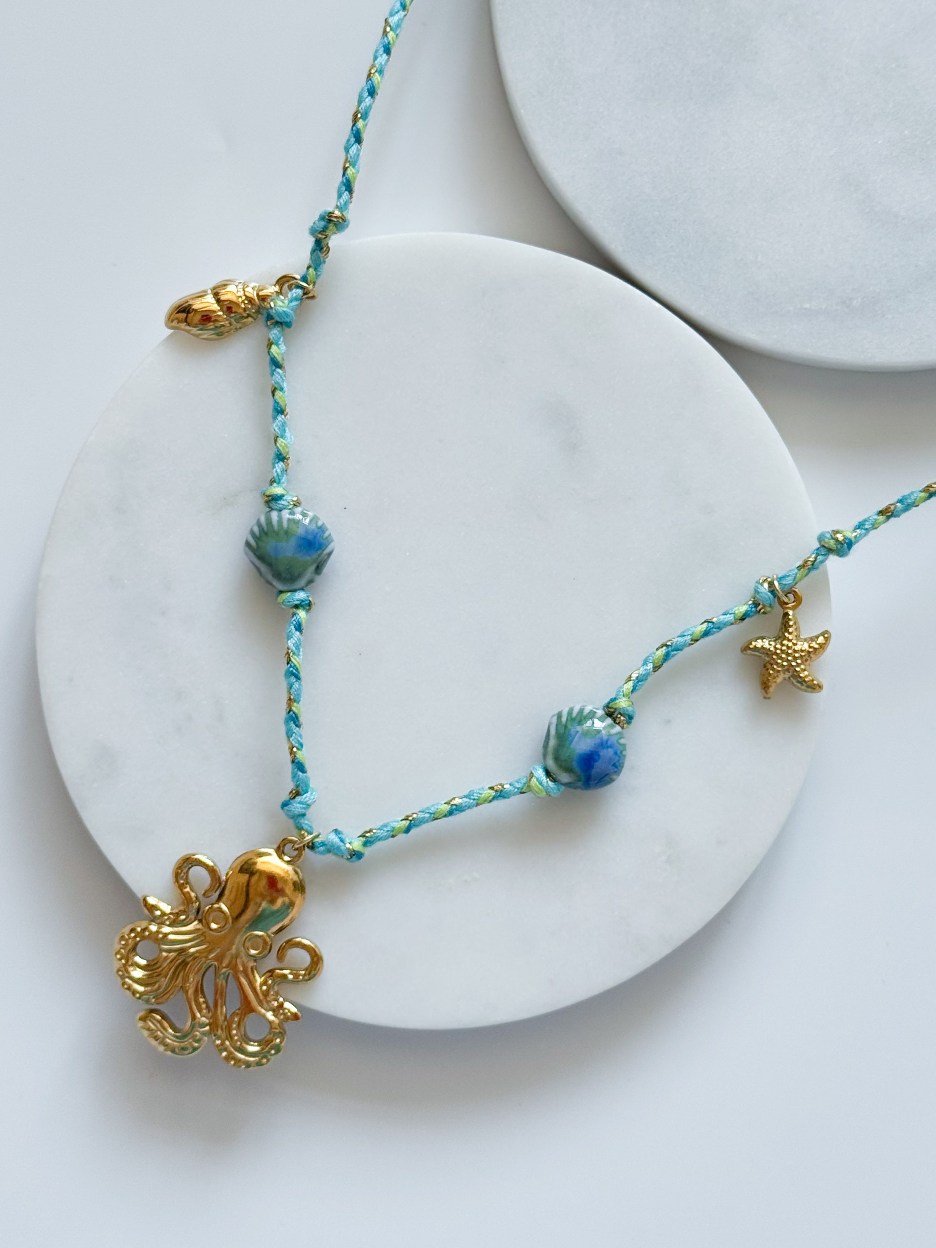 ÇELİK RENKLİ İP CHARM KOLYE