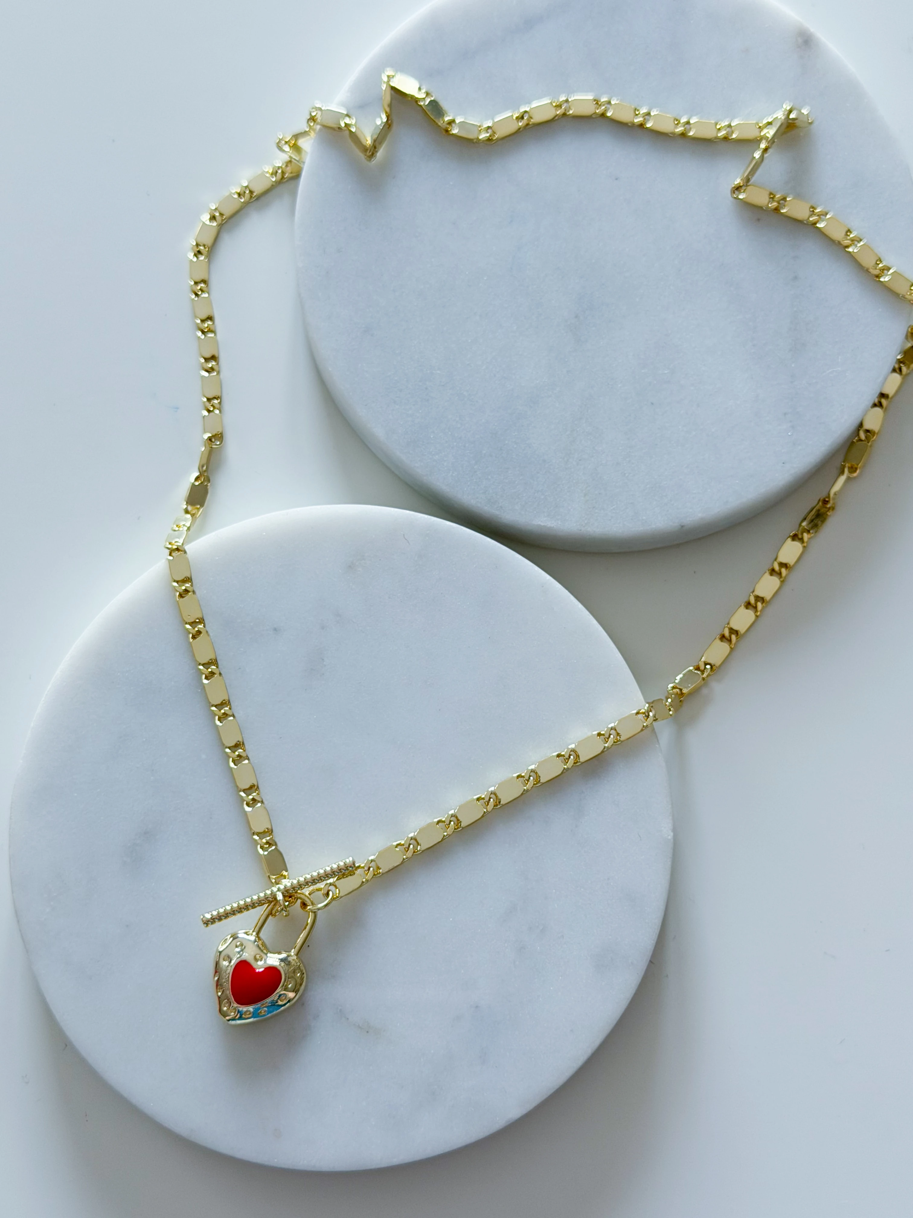 ÖZEL SERİ KIRMIZI KALP KOLYE