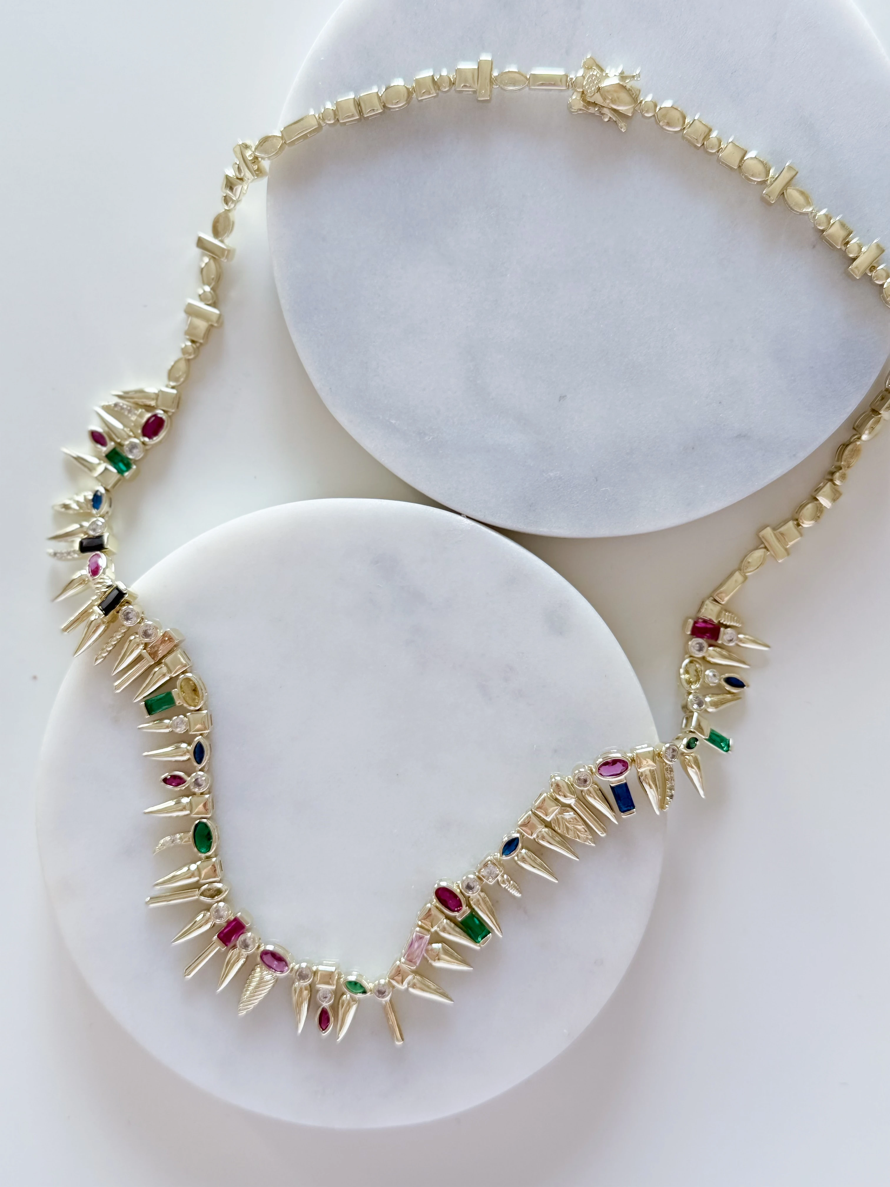 ÖZEL SERİ HALY KOLYE