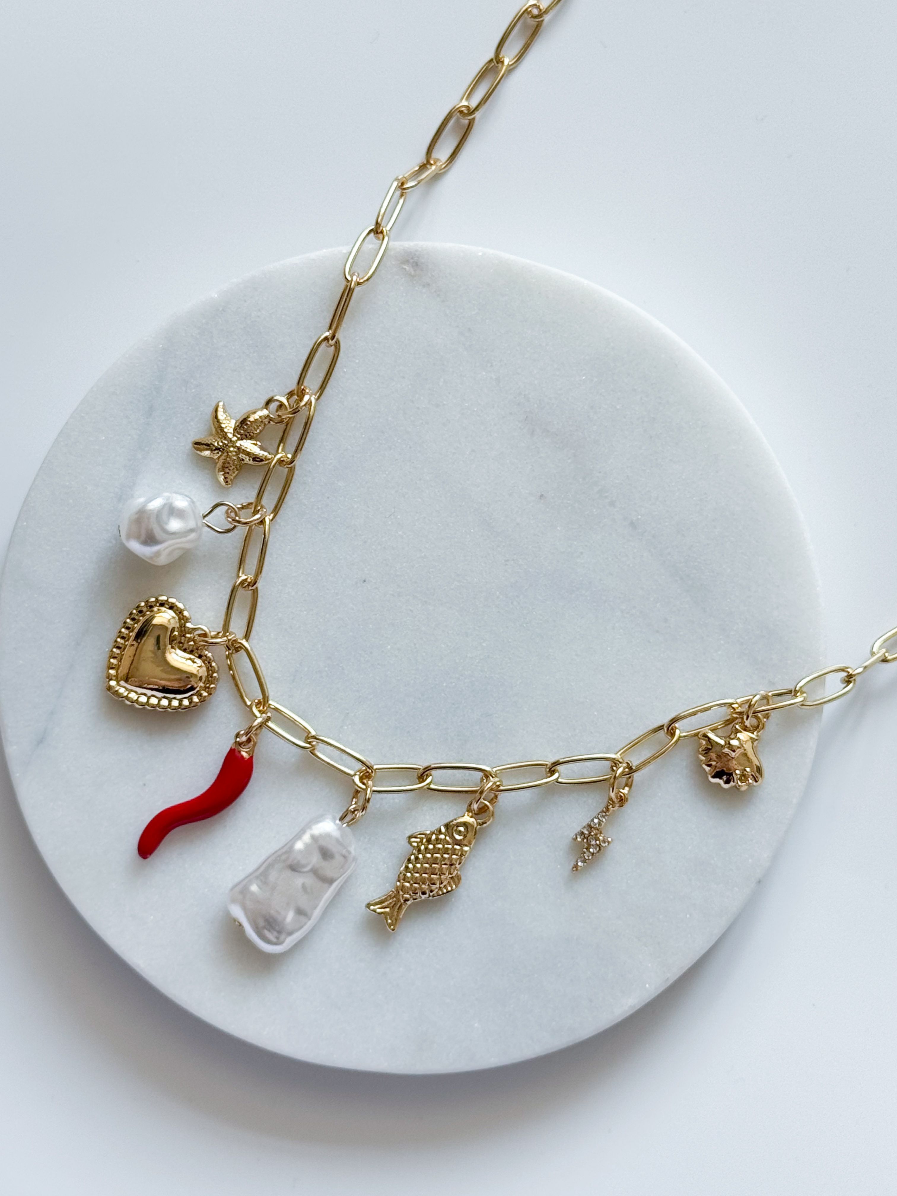 CHARM CHARM KOLYE