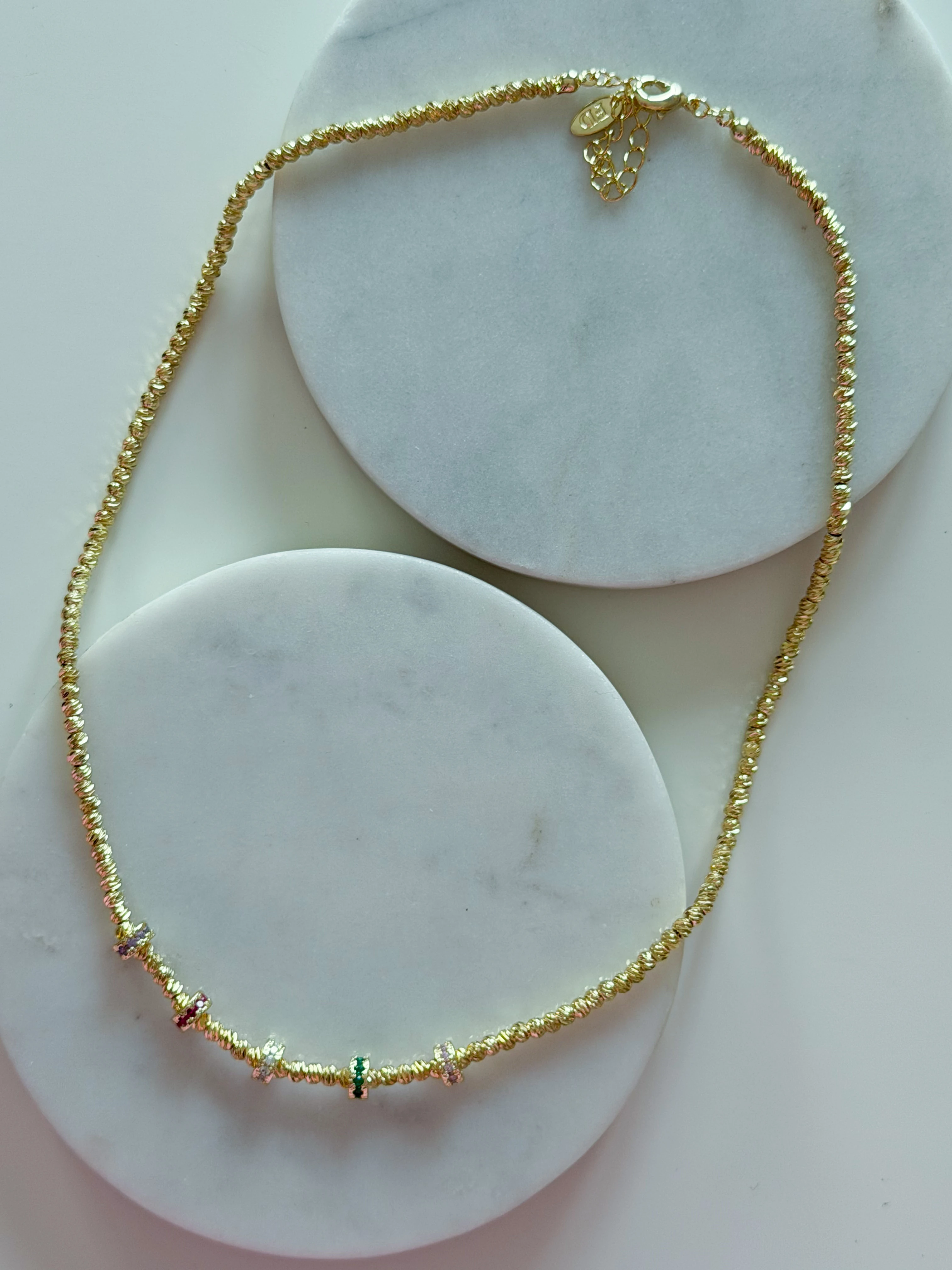 RENKLİ TAŞLI DORİKA KOLYE