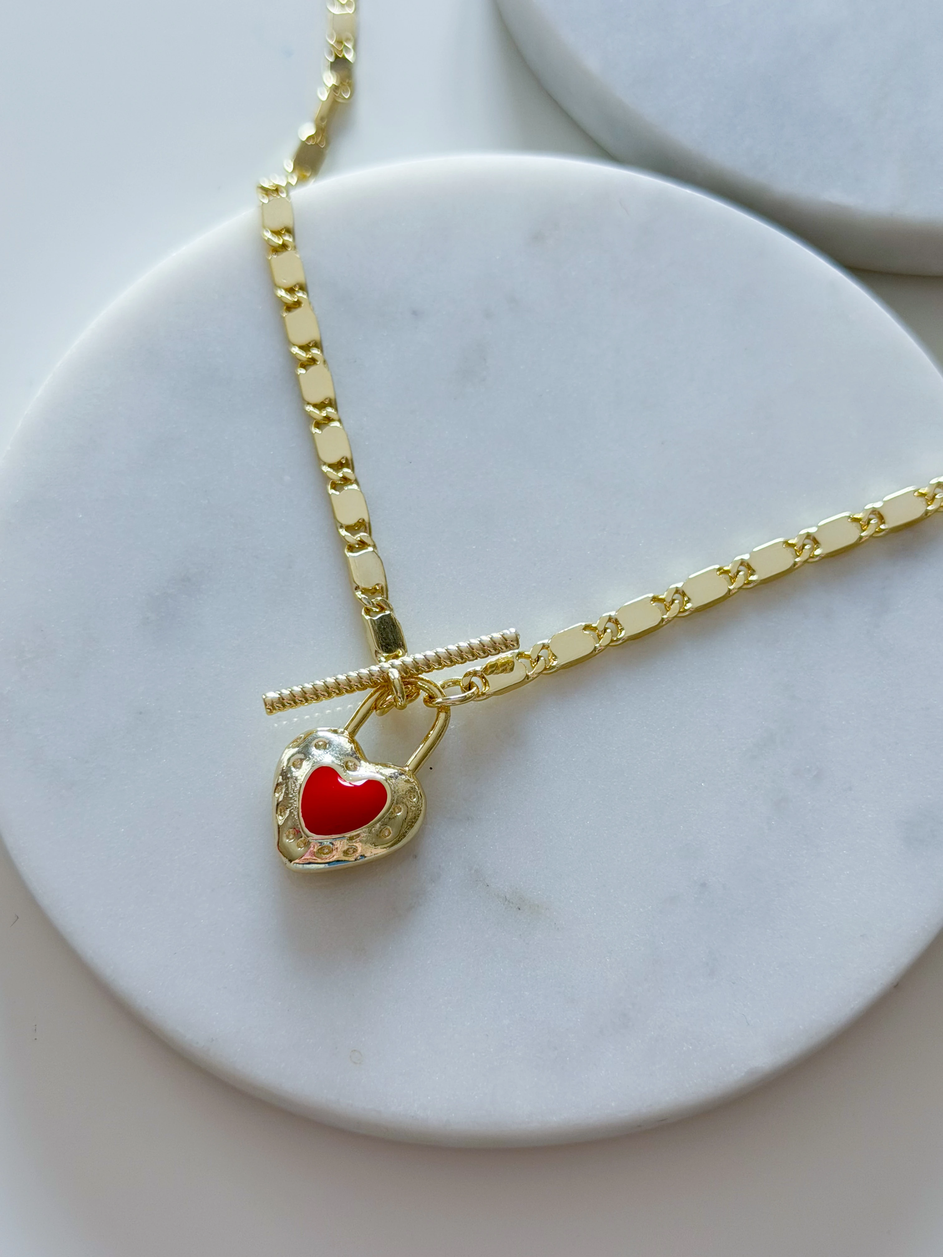 ÖZEL SERİ KIRMIZI KALP KOLYE