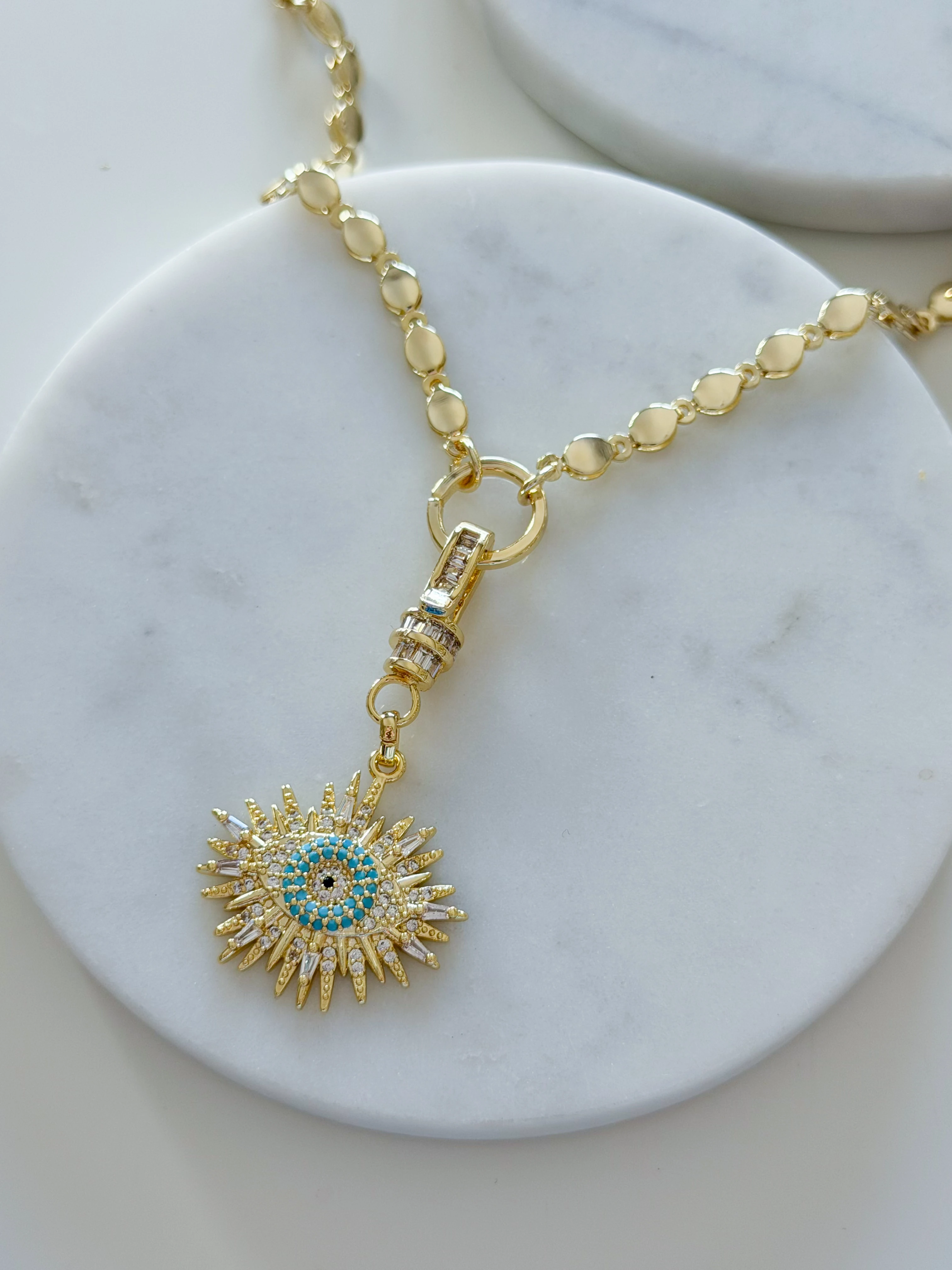 TAŞLI UÇ DETAYLI GÖZ KOLYE