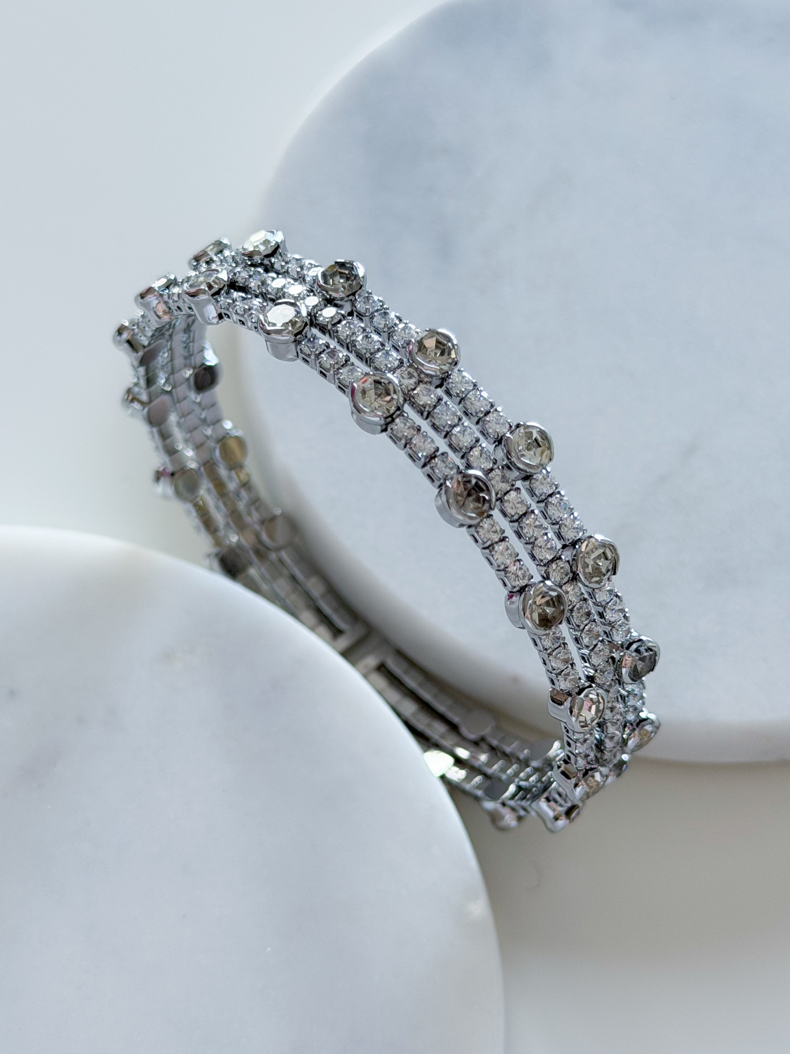 ÖZEL SERİ TAŞLI BİLEZİK - silver