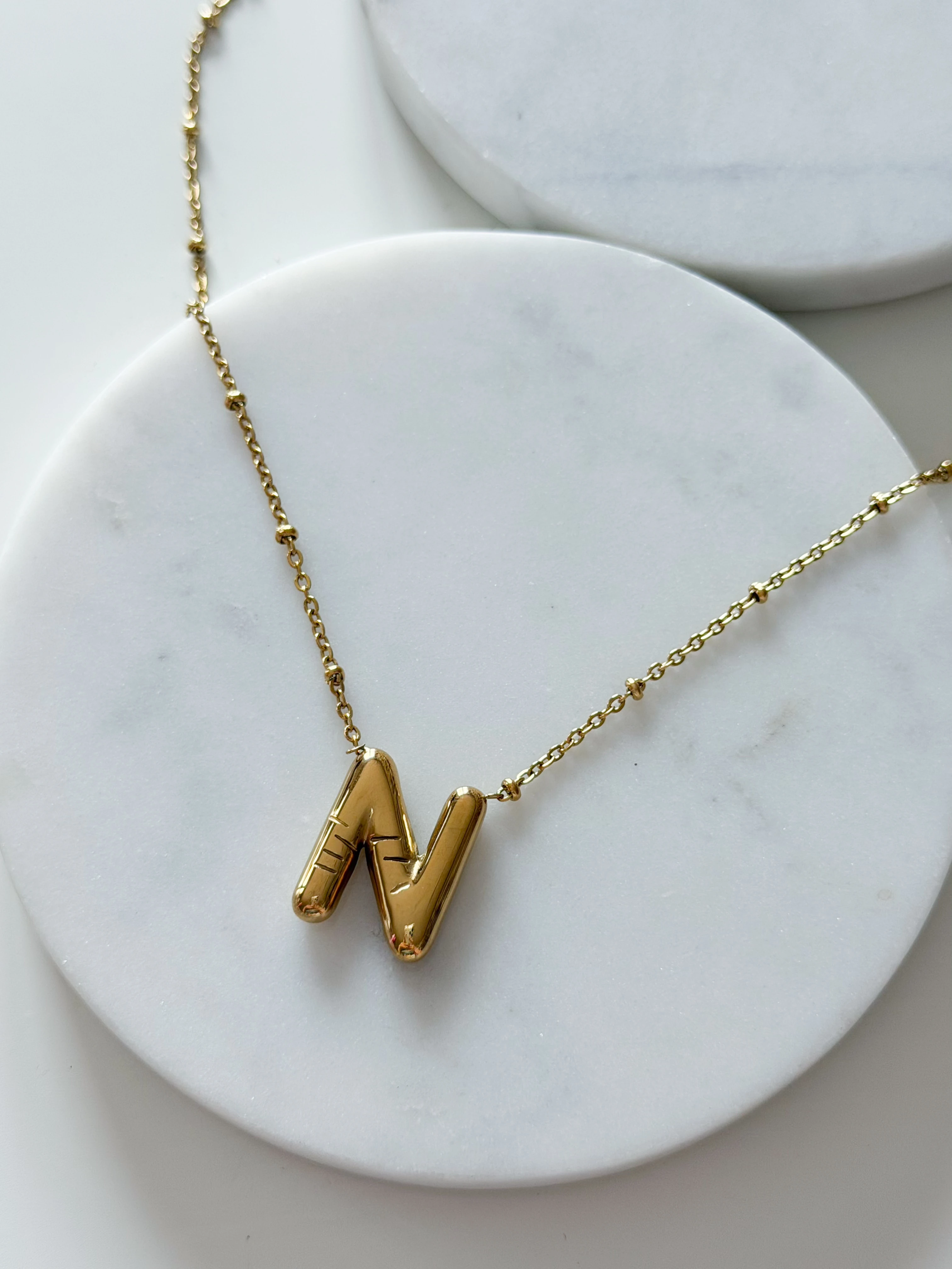 ÇELİK N HARFİ KOLYE