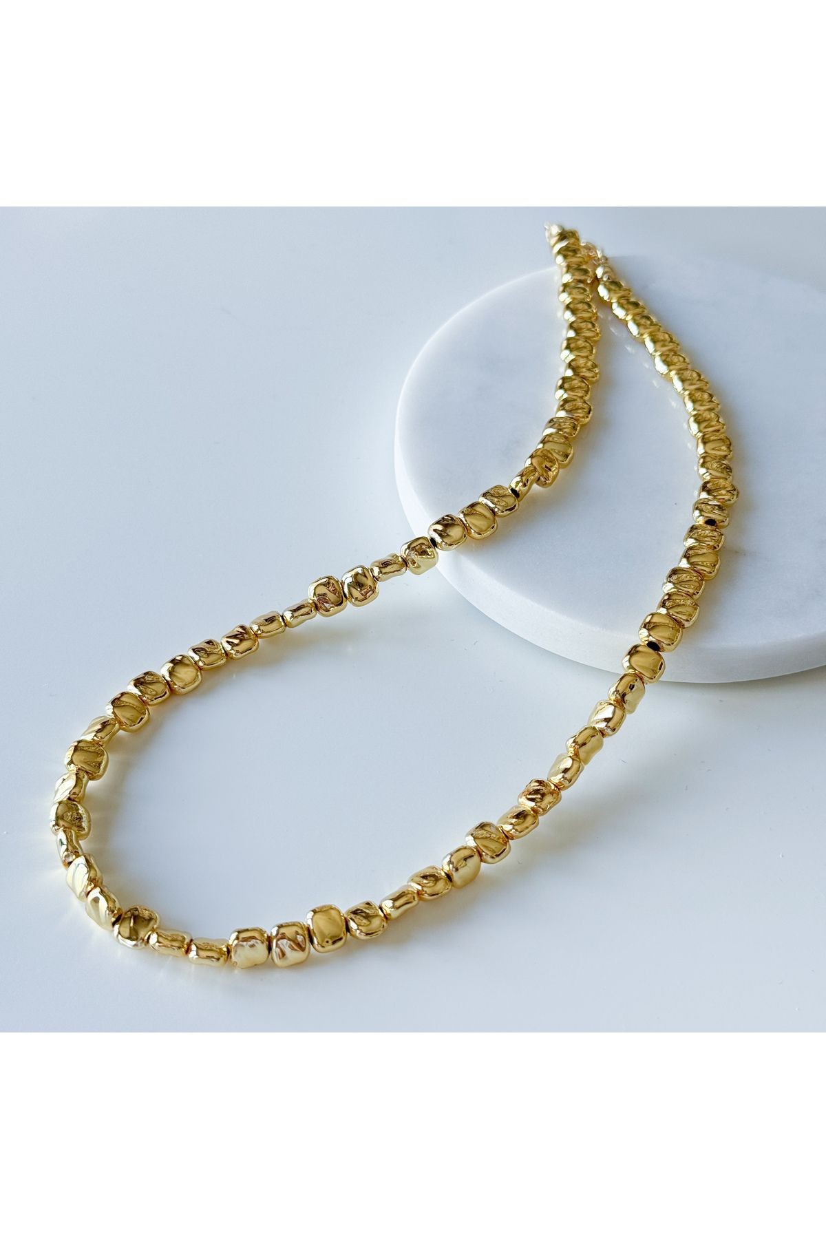 ÇAKIL TAŞI KOLYE GOLD