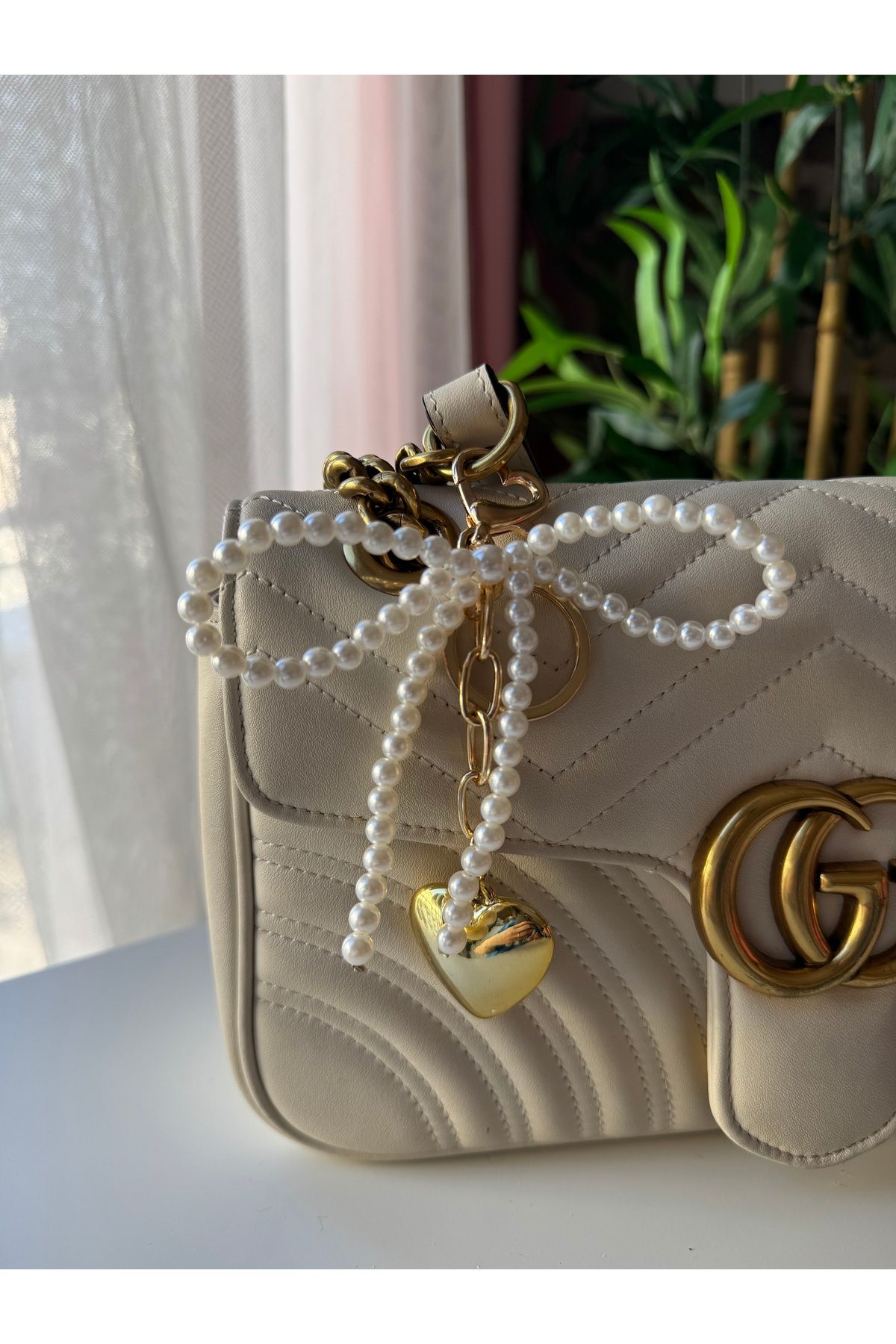 İNCİ KALP ÇANTA CHARMI