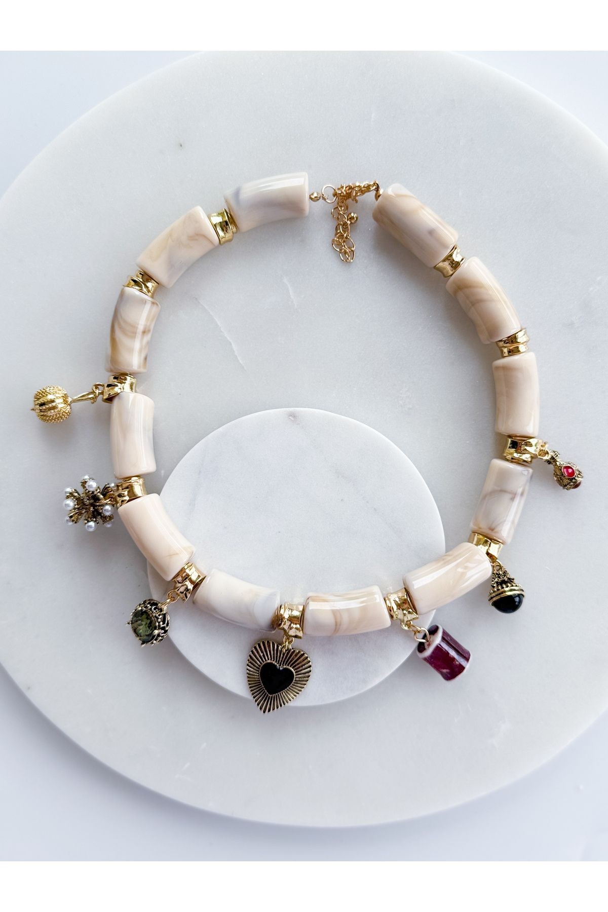 MARKA CHARM KEMİK KOLYE