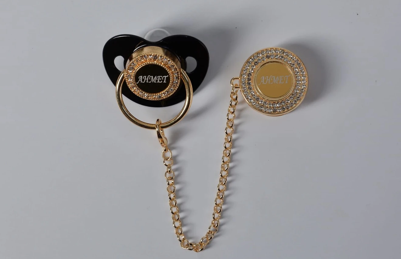 isimli emzik zincir ve renkleri 