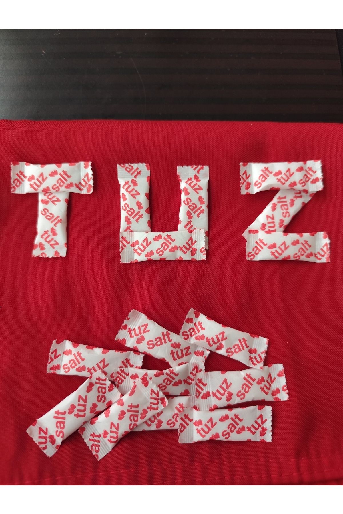 Stick Tuz 2gr 7200 Adet Sızdırmaz Paketlerde 18 Paket Kolide ''ıyotlu Kaya Tuzu''