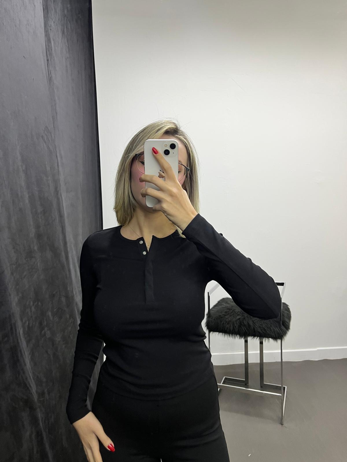 Bisiklet Yaka Çıtçıt Detaylı Uzun Kollu Basic siyah 