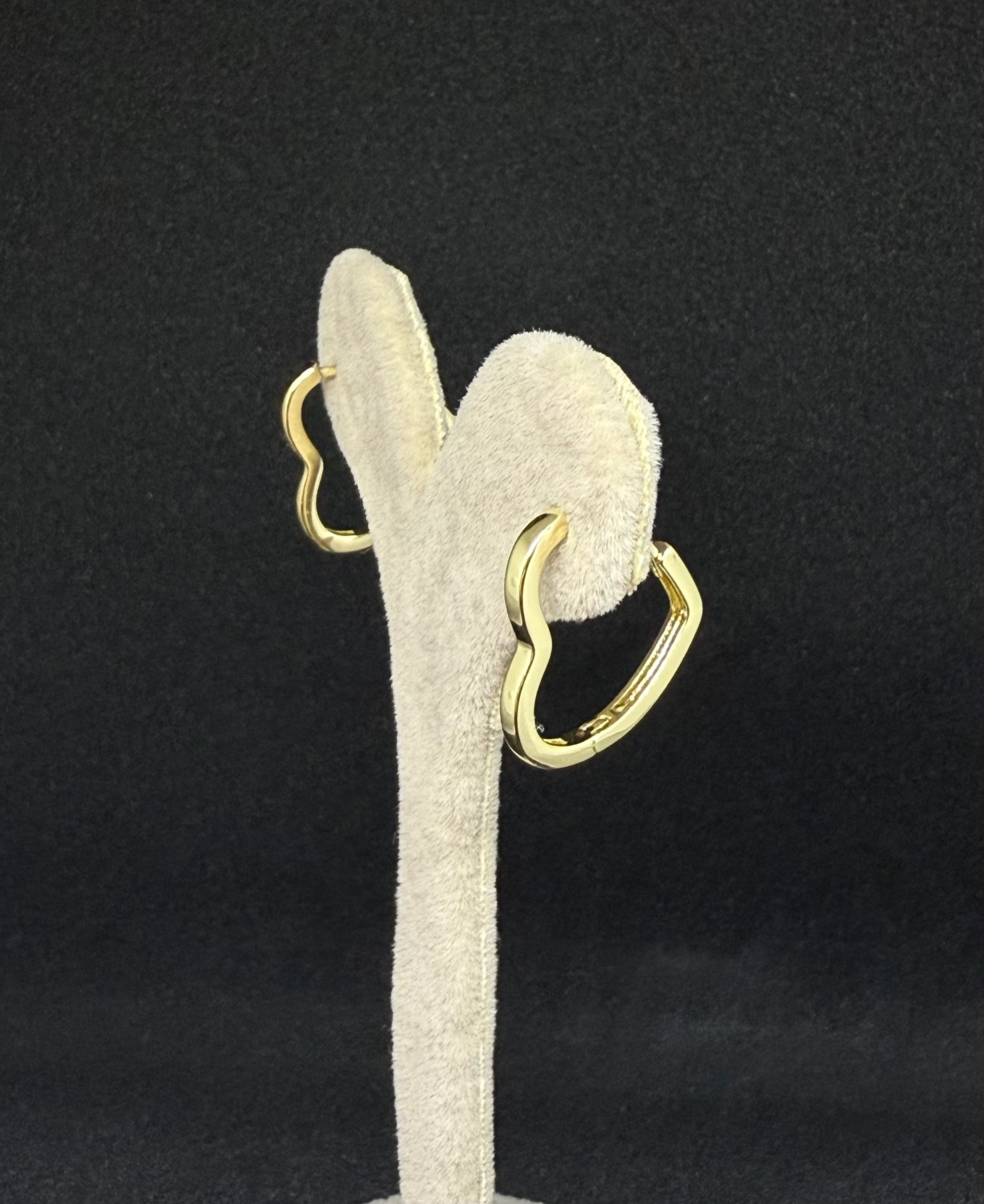 Özel Seri Kalp Küpe