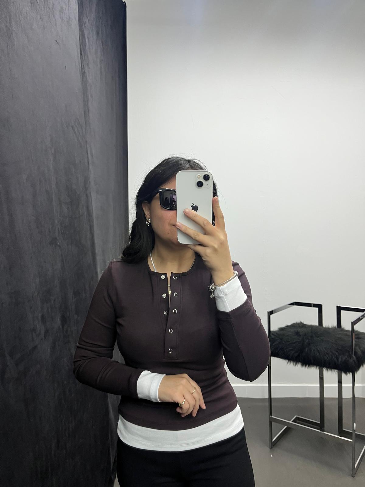 Garnili Çıtçıtlı Bluz Kahve 