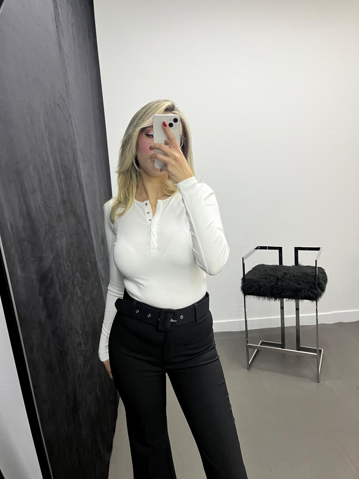 Bisiklet Yaka Çıtçıt Detaylı Uzun Kollu Basic Ekru 