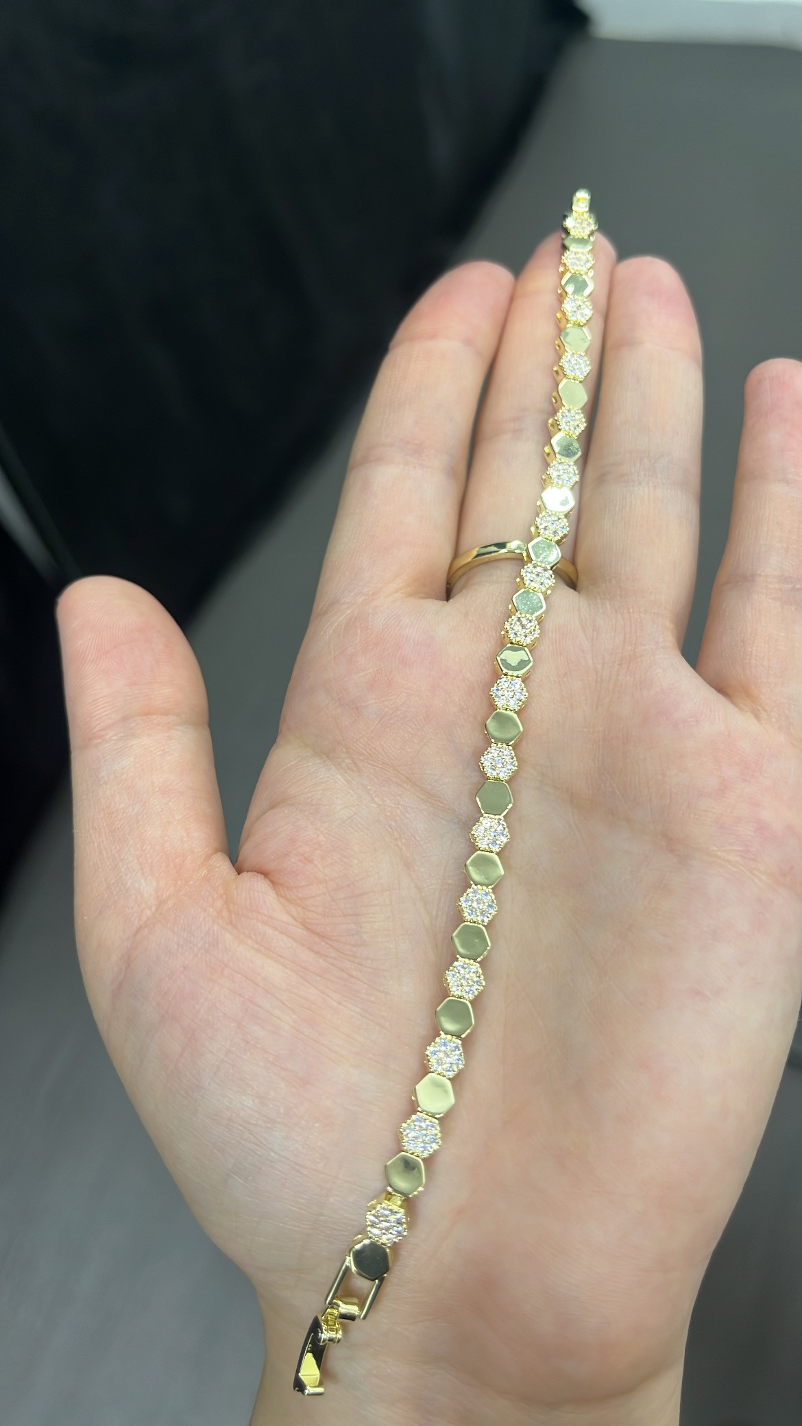 Özel Seri Zirkon Taşlı Petek Model Bileklik