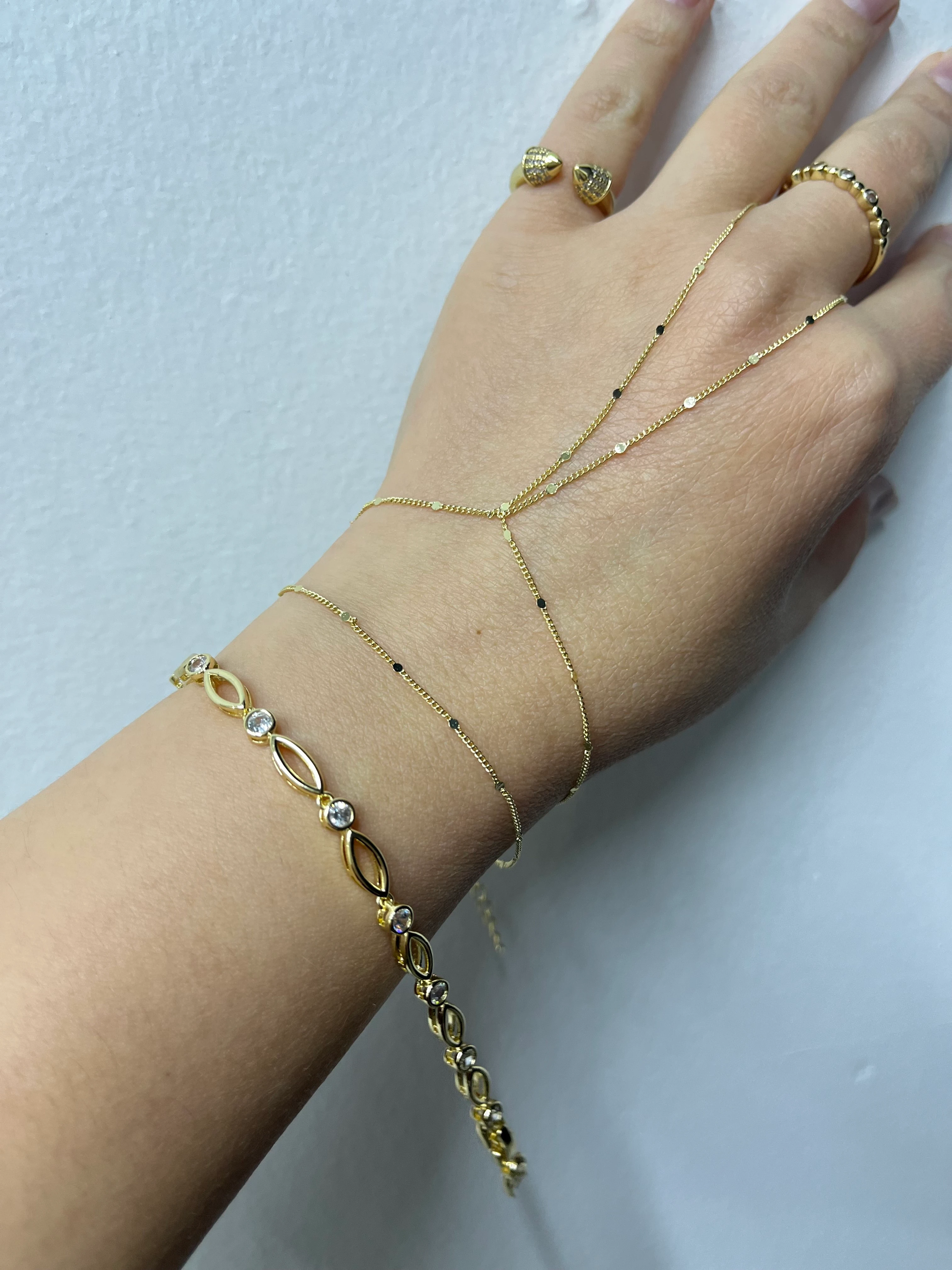 Özel Seri Zirkon Taşlı Oval Model Bileklik(17 cm)