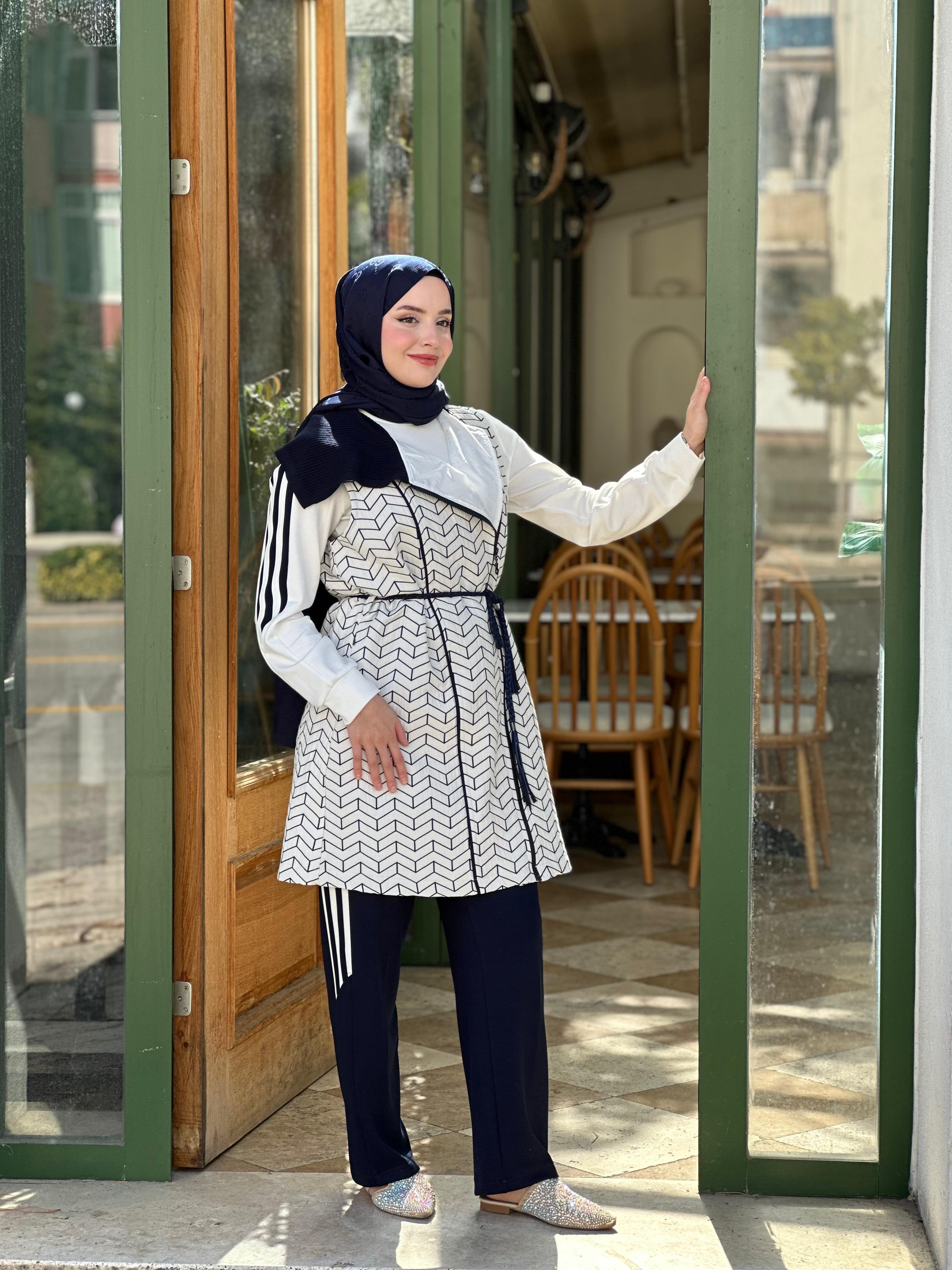 Pureva 2668 Çizgili üçlü Takım