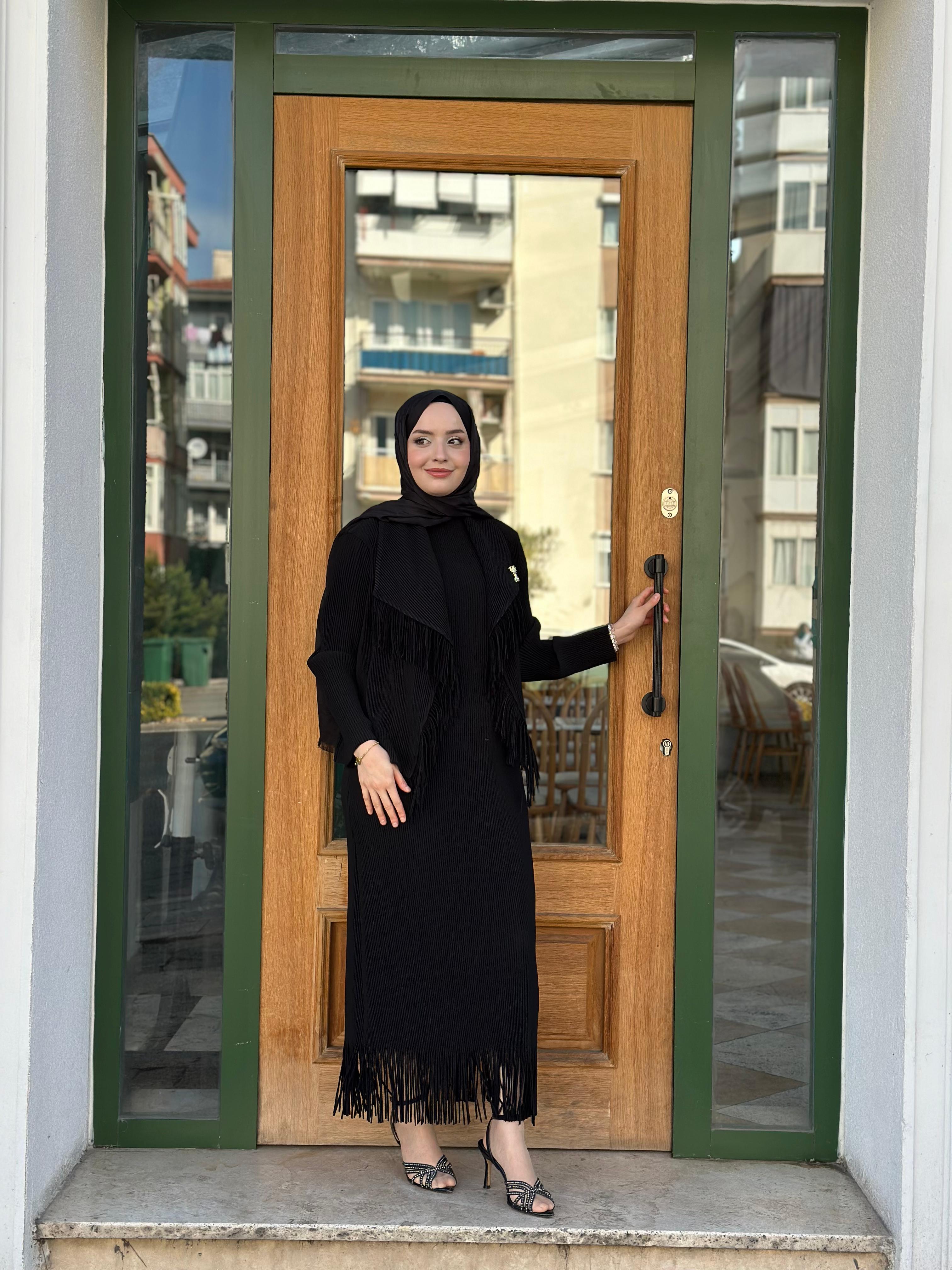 İTHAL M 56 PÜSKÜLLÜ TAKIM SİYAH