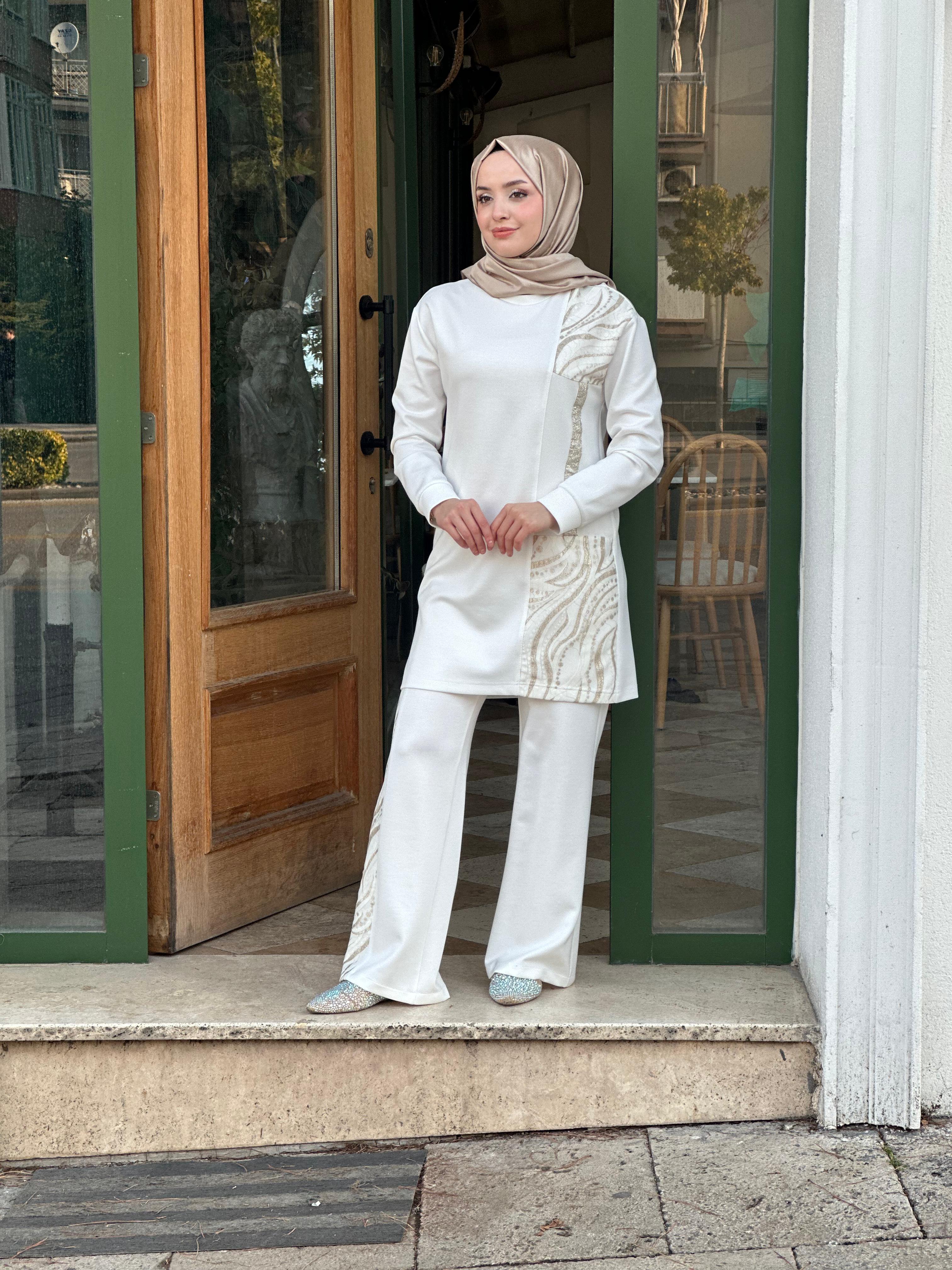 Meva 2 Gold Şeritli Büyük Beden Takım