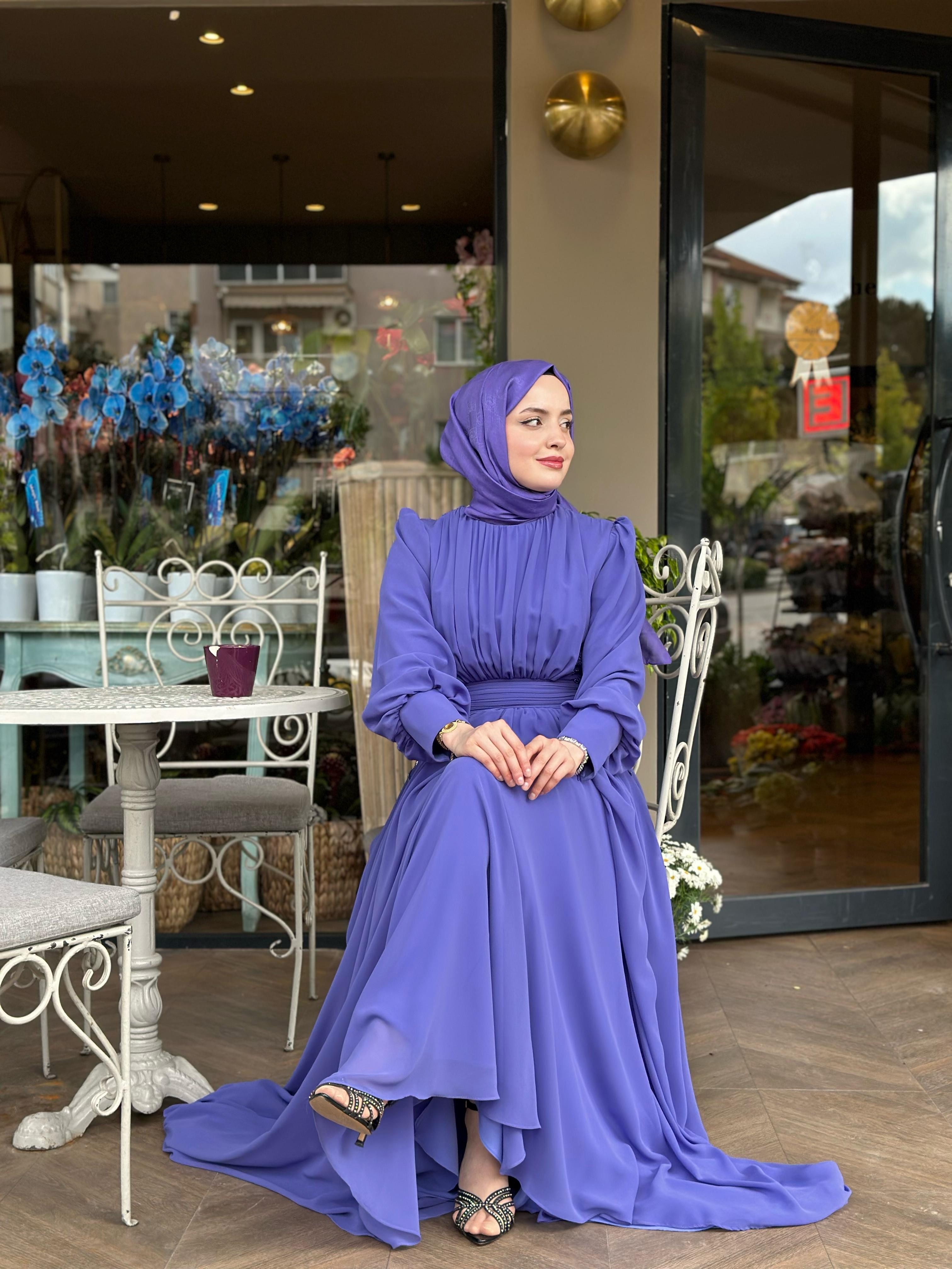 Jamila Sarah Abiye 3026 Önü Büzgülü Balon Kol Şifon Abiye