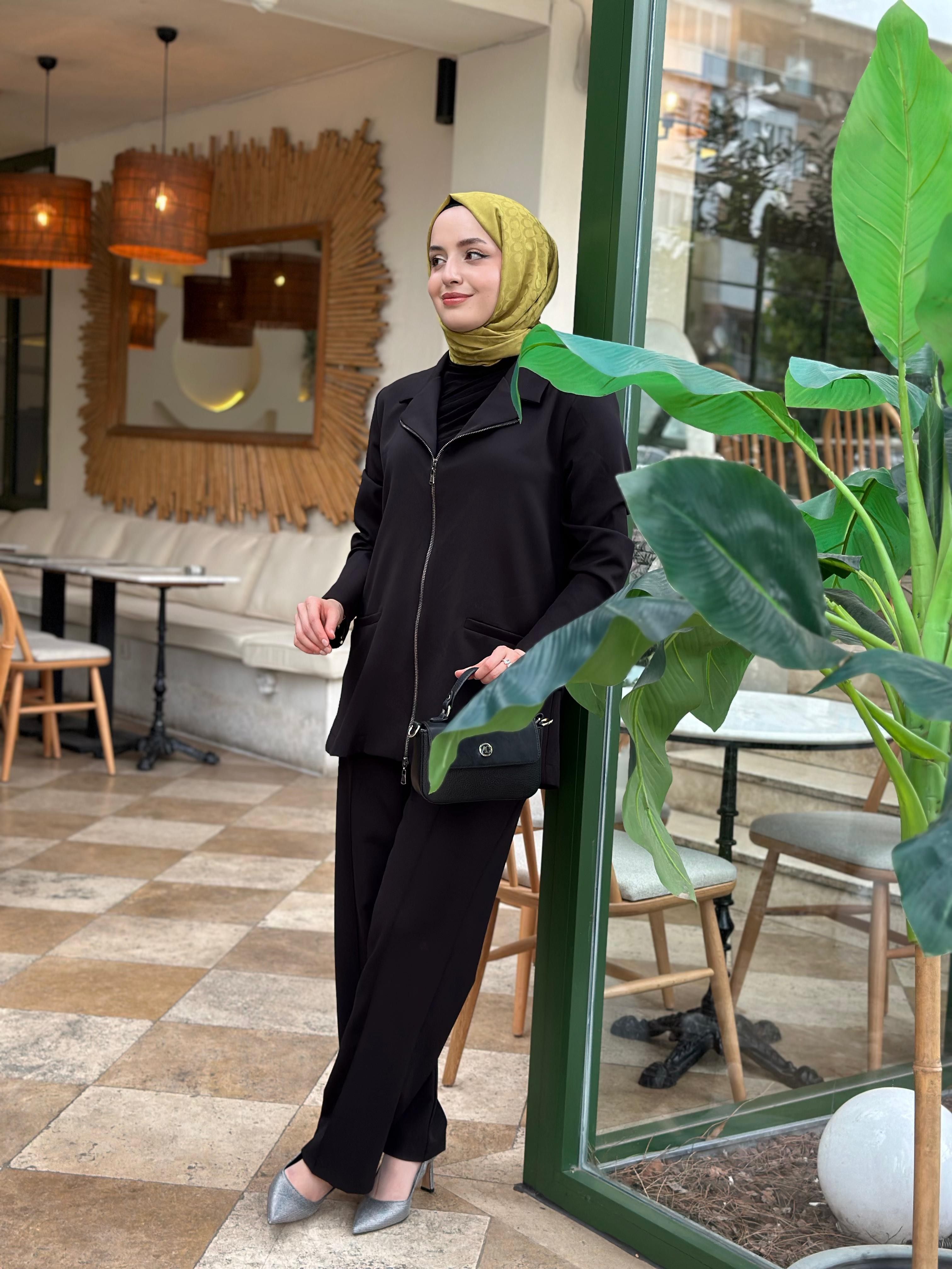 AHİ 6139 Fermuarlı Pantolonlu Takım