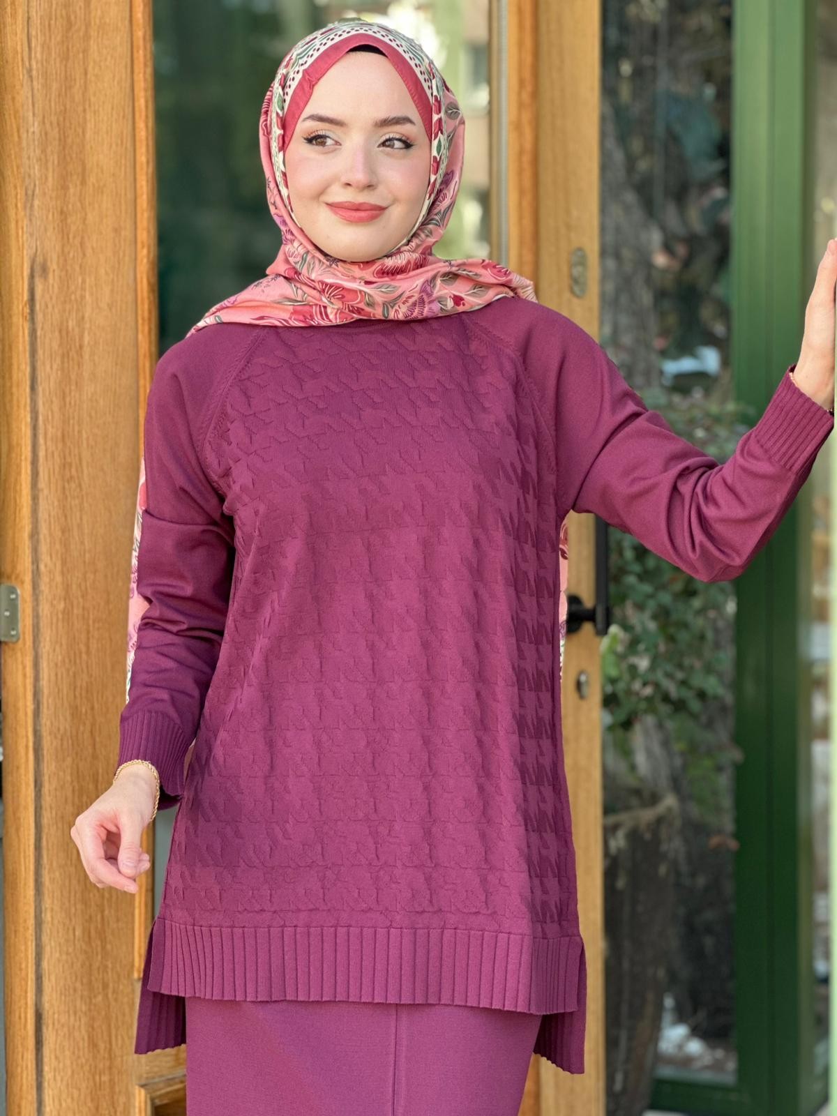 Nuss 1350 Kazayağı Merserize Etekli Takım