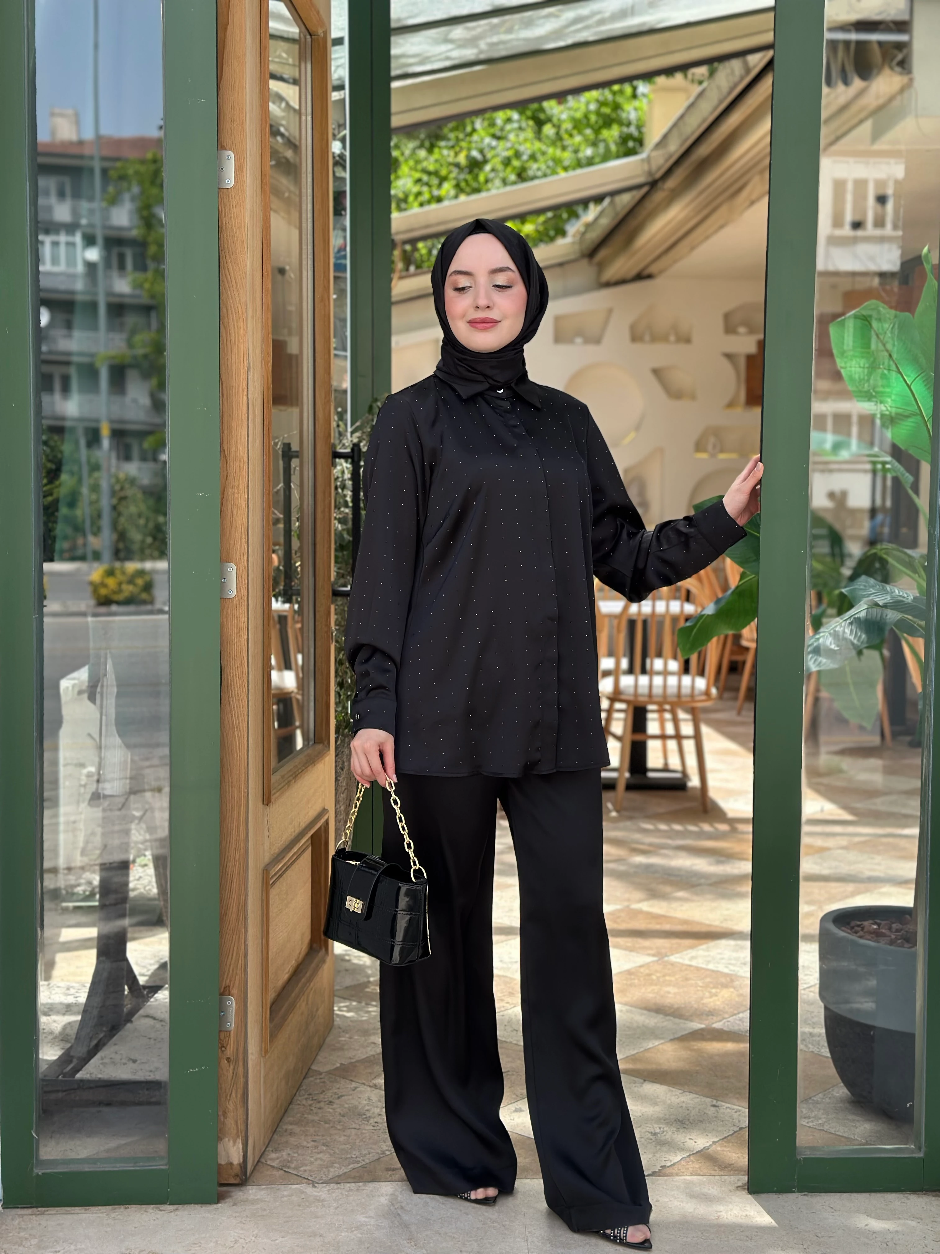 Tığ Triko Saten Taşlı Takım