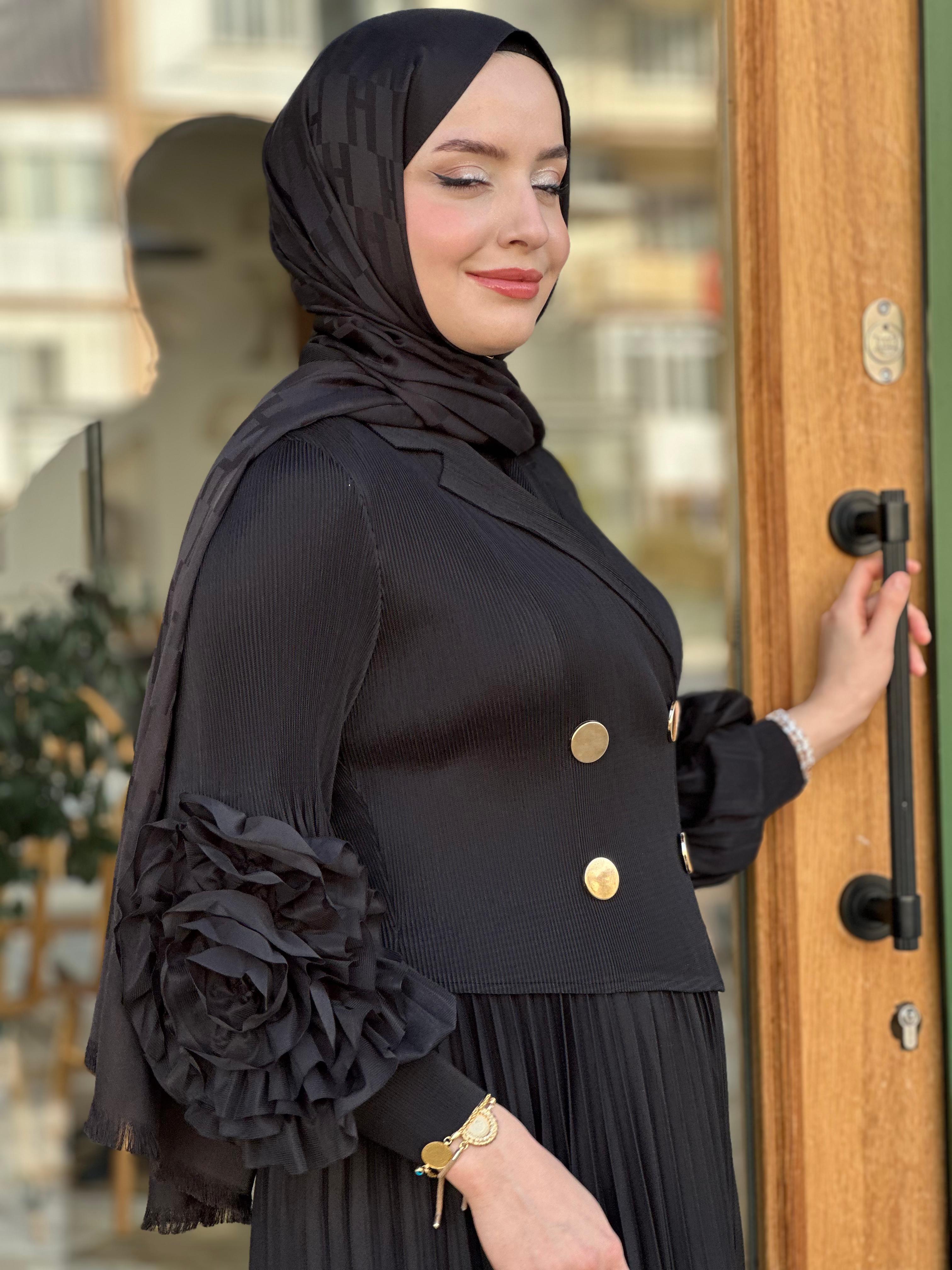 İTHAL M 55 KOLU DETAYLI SİYAH DÜĞMELİ ELBİSE