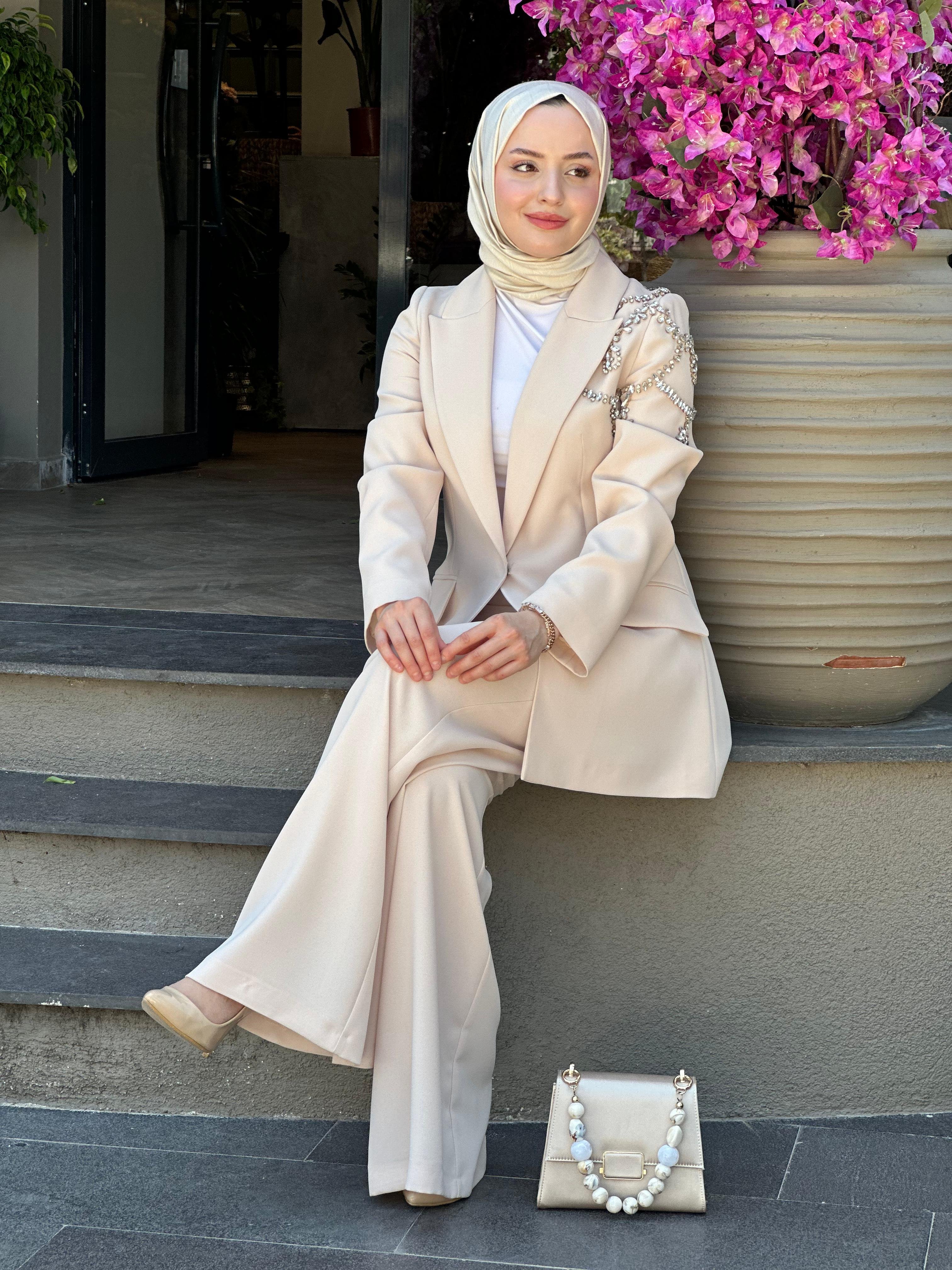 Jamila Sarah 9008 Omzu Taş İşlemeli Takım 