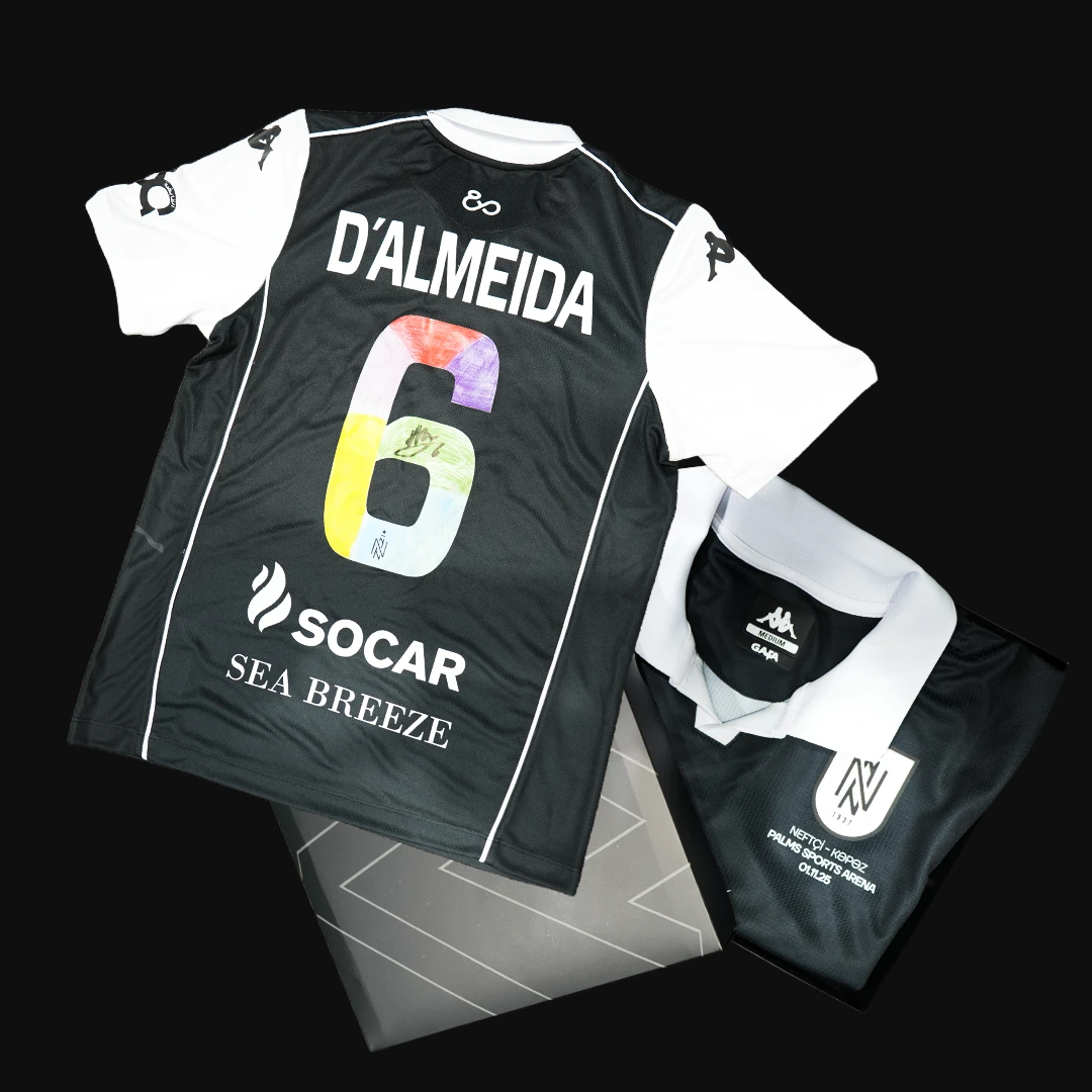 Uşaqlar Tərəfindən Nömrələri Rənglənmiş Xüsusi Formalar