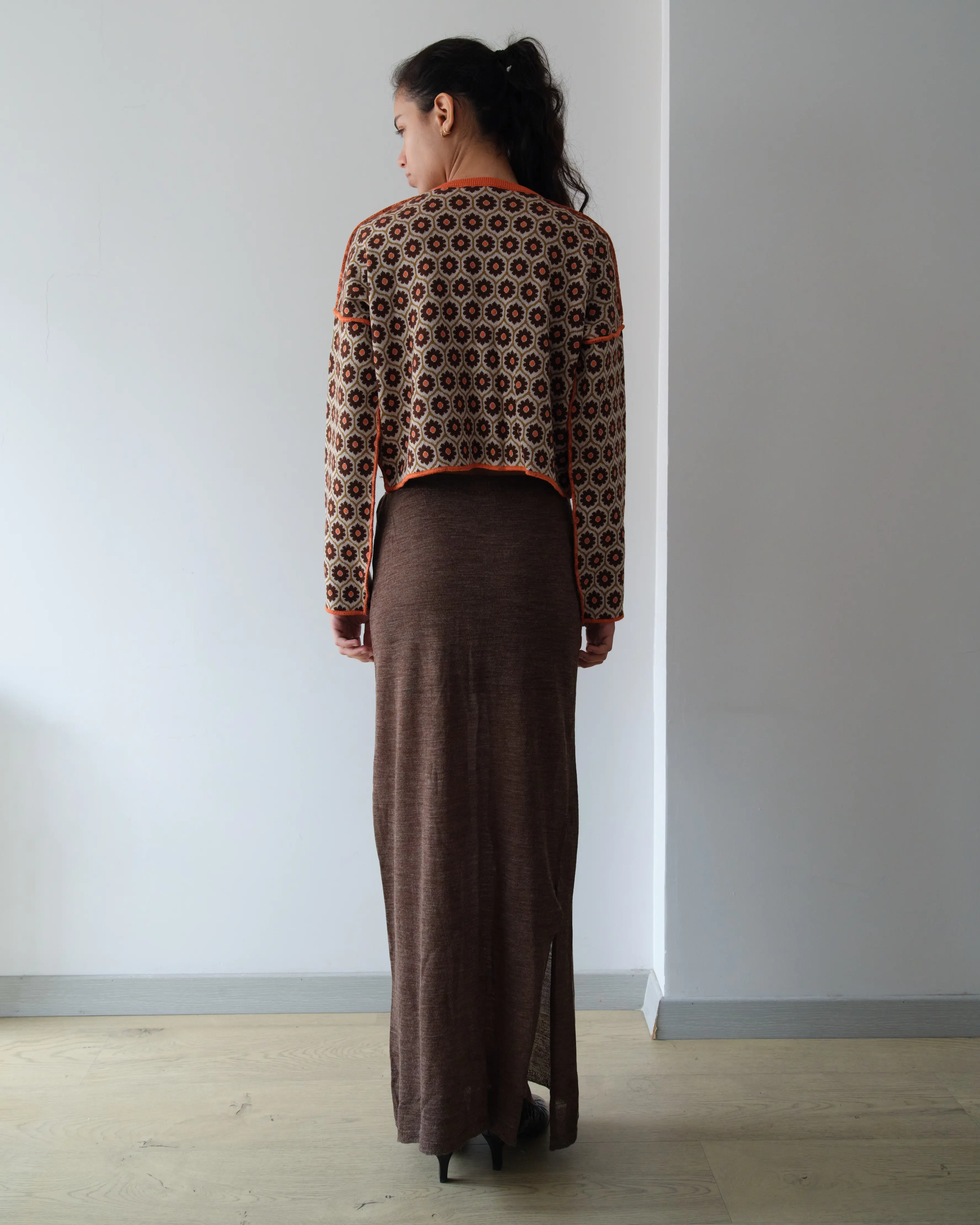 Flora Grid Crop Kazak