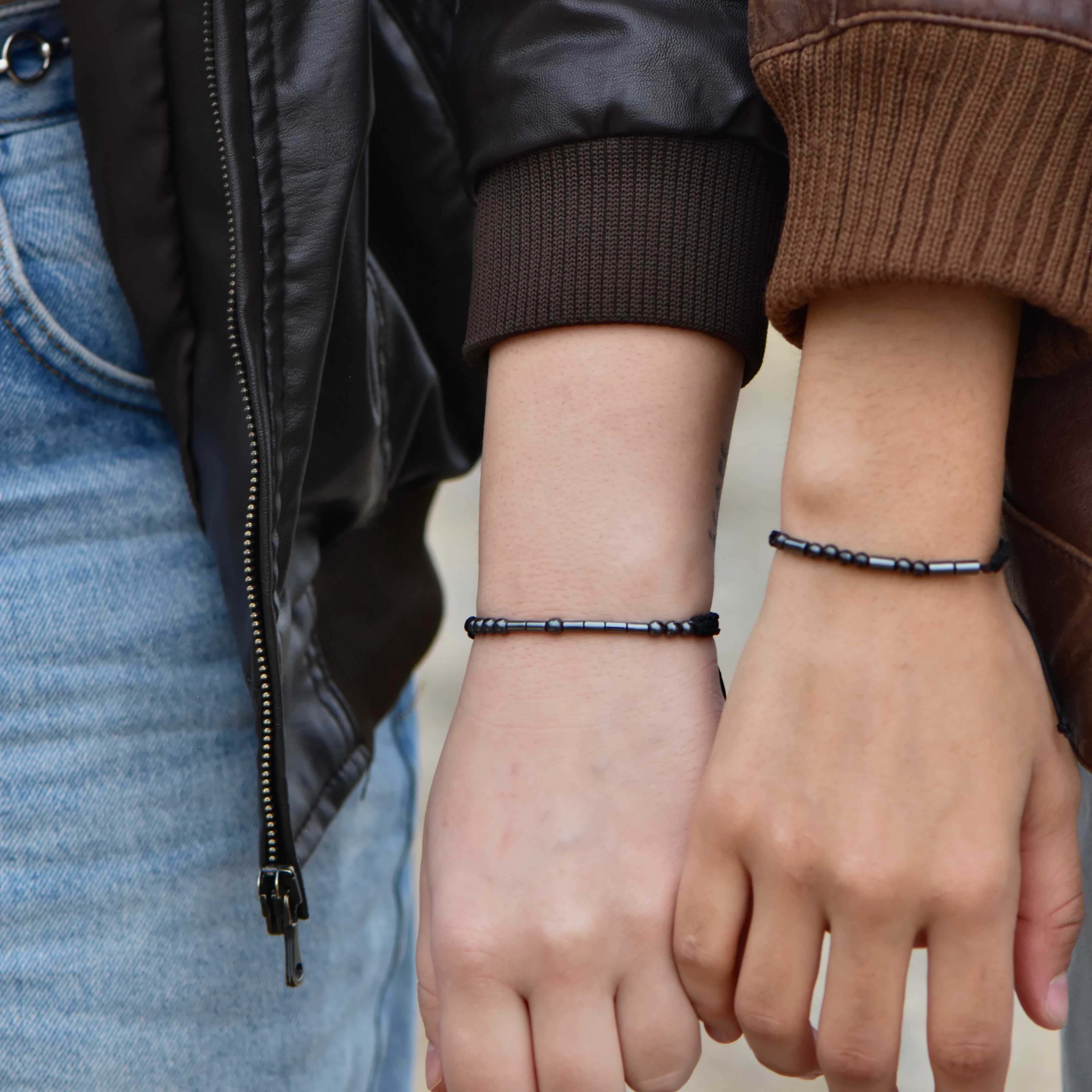 Ayarlanabilir Doğal Hematit Taşlı Mors Alfabeli Çift Bilekliği