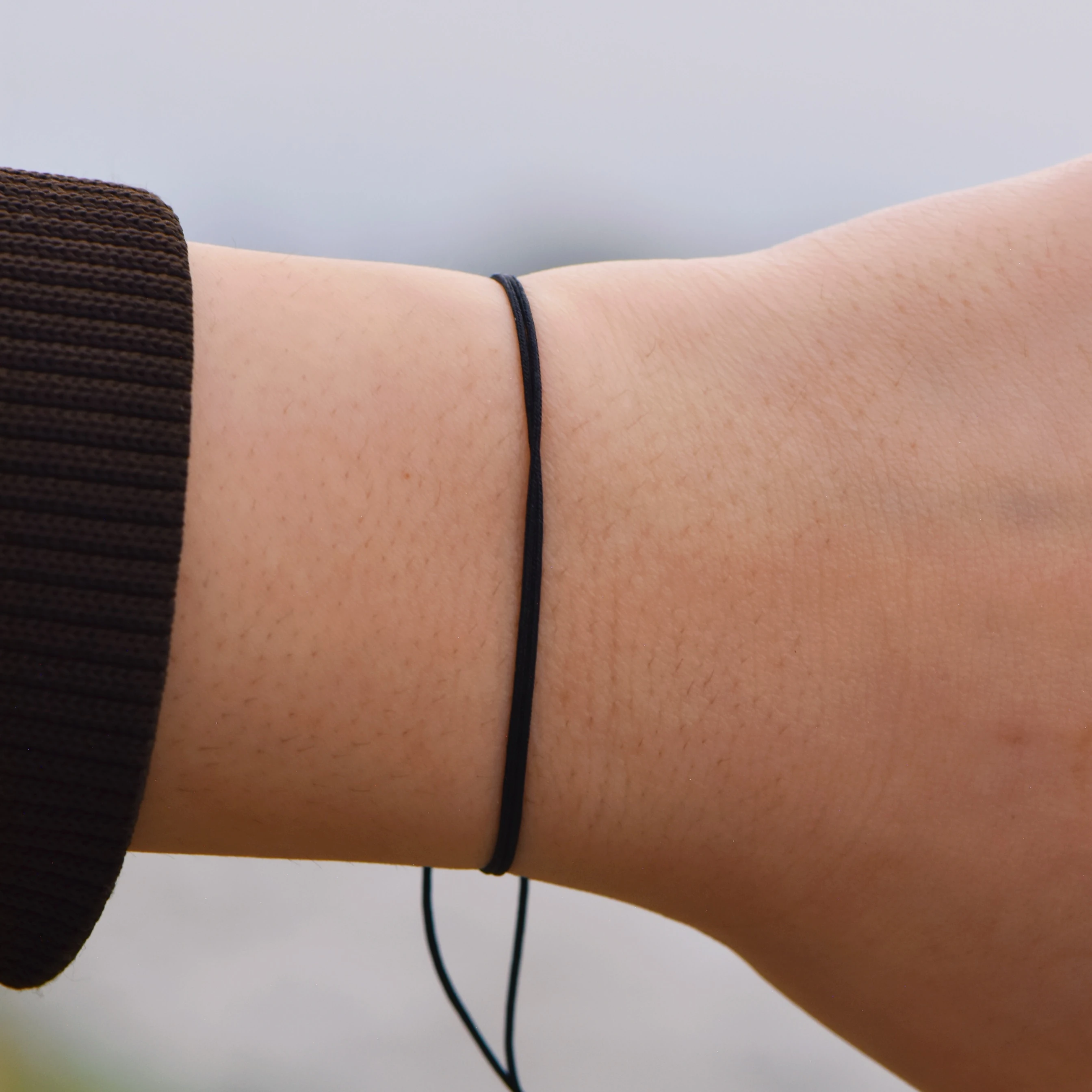 Ayarlanabilir Siyah İp Şans Bilekliği