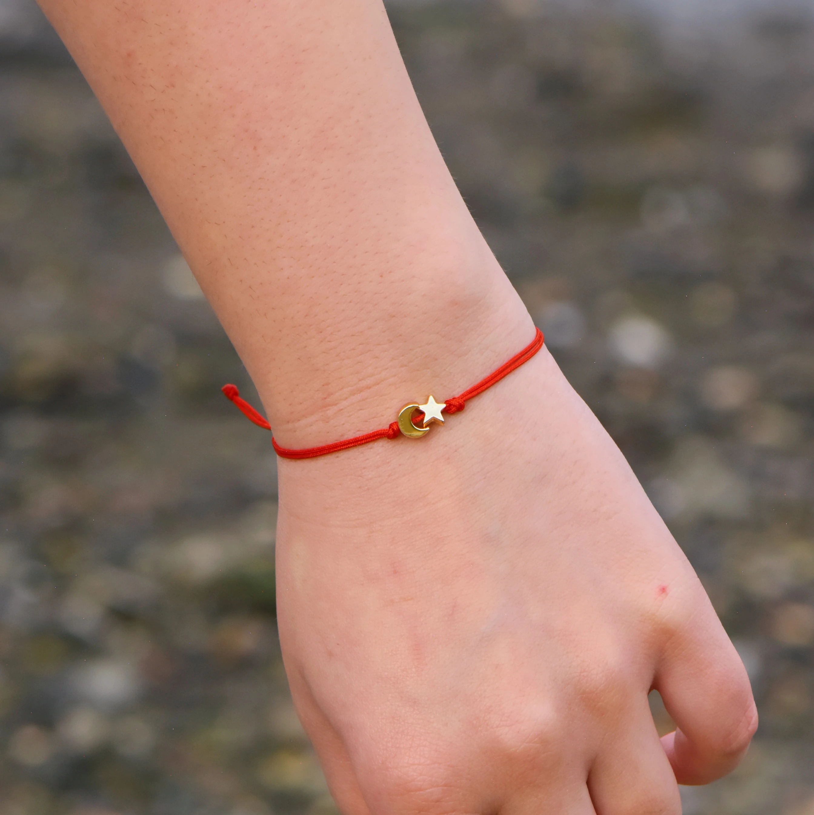 Ayarlanabilir Ay Yıldızlı Kırmızı İp Şans Bilekliği