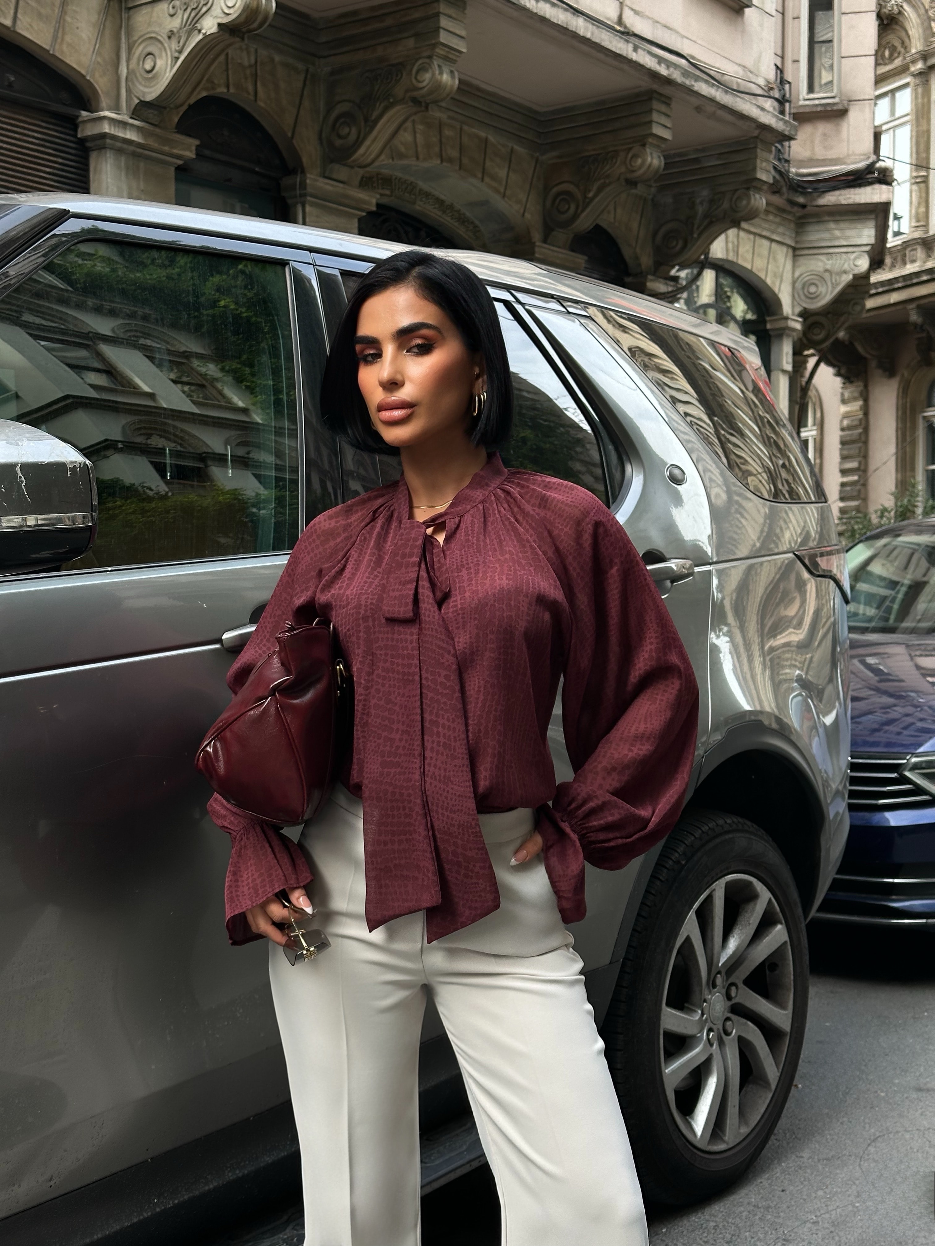 BAĞLAMALI YAKA SALAŞ KOL BLUZ